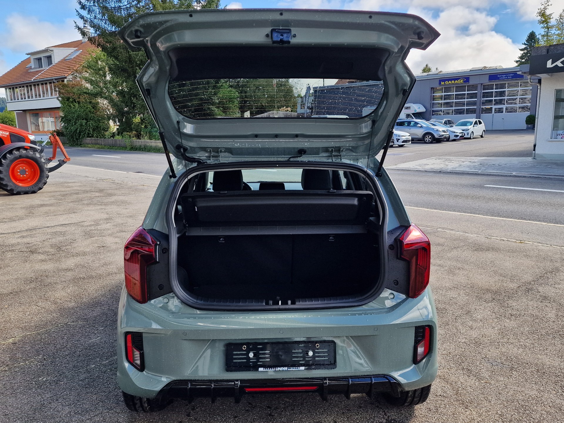 KIA Picanto 1.2 CVVT GT-Line Automatic-showroom-element-3