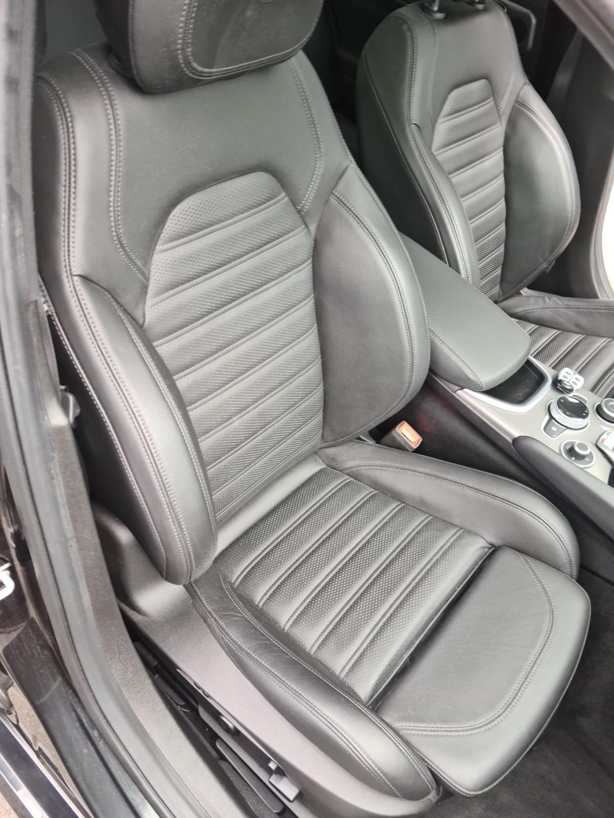 ALFA ROMEO Giulia 2.0 Veloce Q4 Automatic-image-8