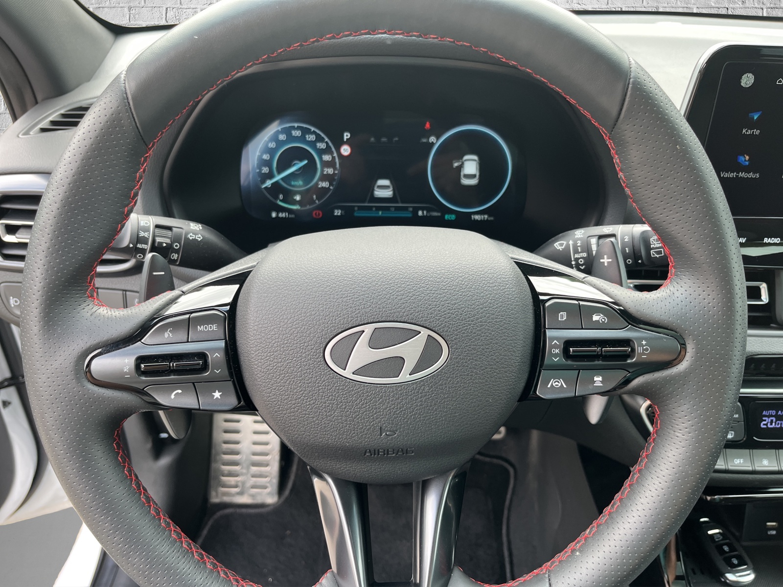 HYUNDAI i30 Wagon 1.5 T-GDi N Line 48V MH DCT-image-9