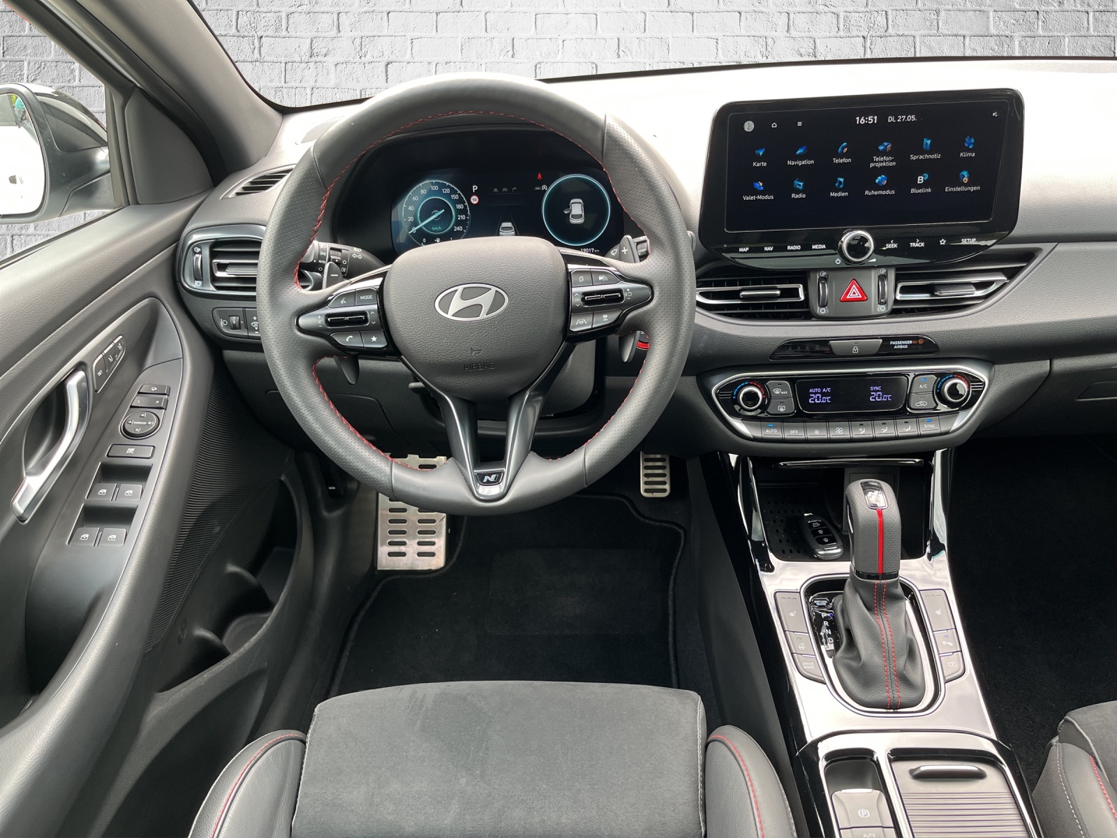HYUNDAI i30 Wagon 1.5 T-GDi N Line 48V MH DCT-image-13