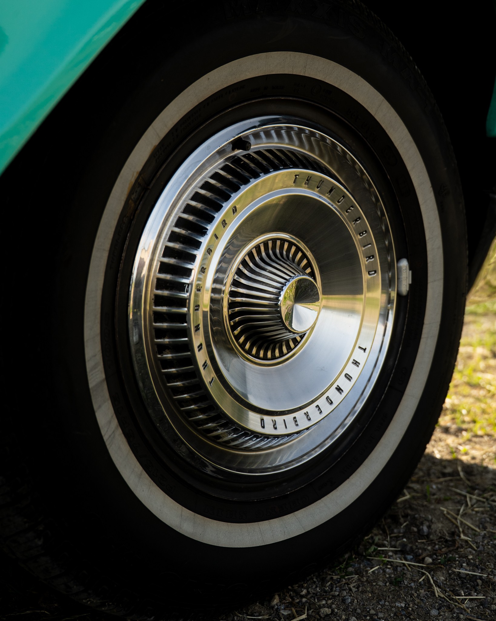 FORD Thunderbird "Landau Coupé"-image-4