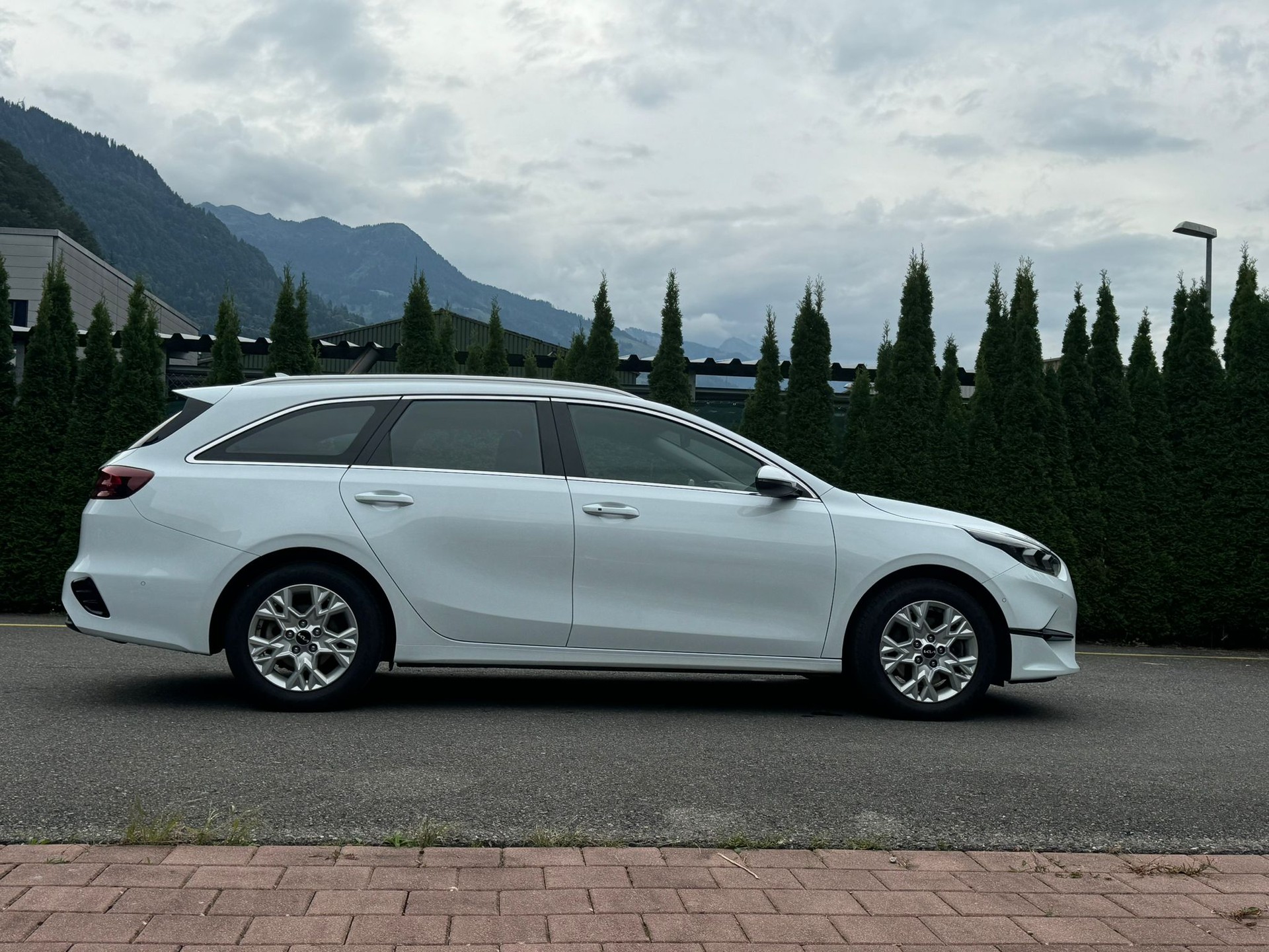 KIA Ceed Sportswagon 1.5 T-GDi MHEV Power DCT-showroom-element-3