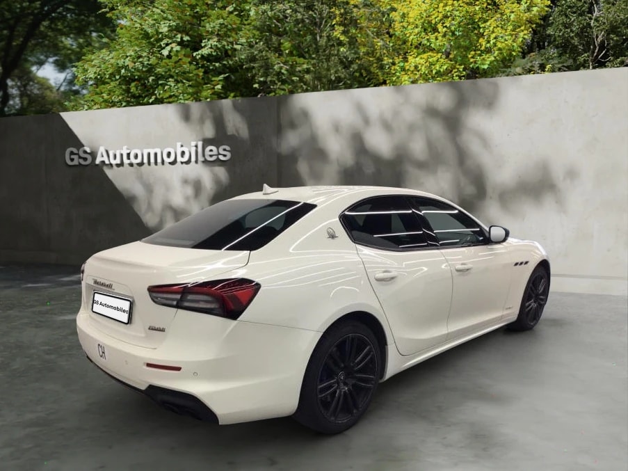 MASERATI Ghibli 2.0 Hybrid GranLuso Automatica-image-1