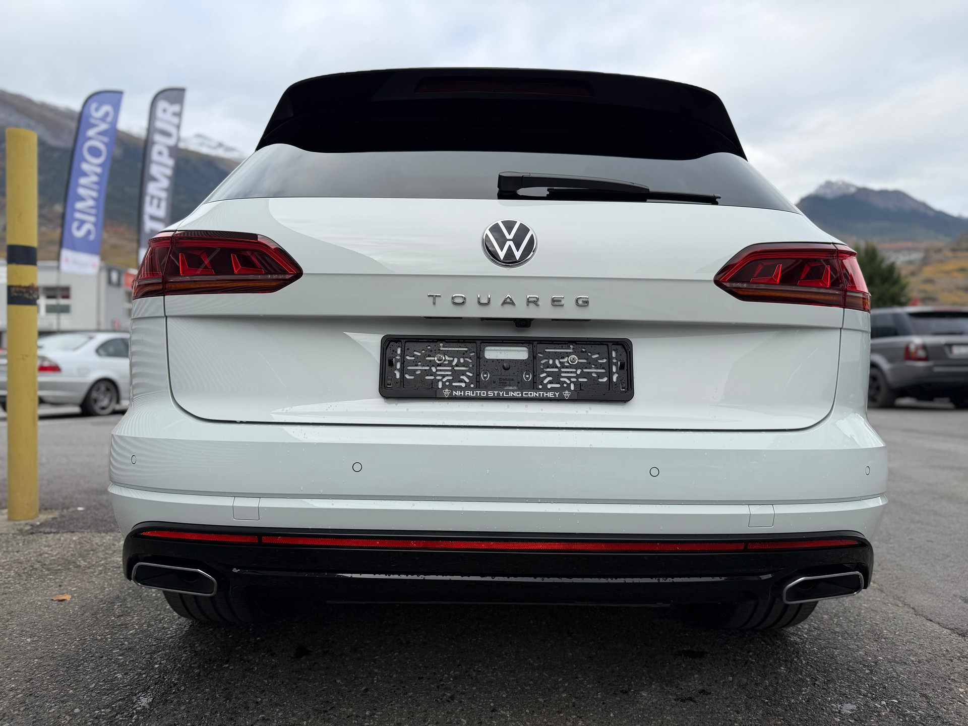 VW Touareg 3.0 TDI R Line Tiptronic-image-4