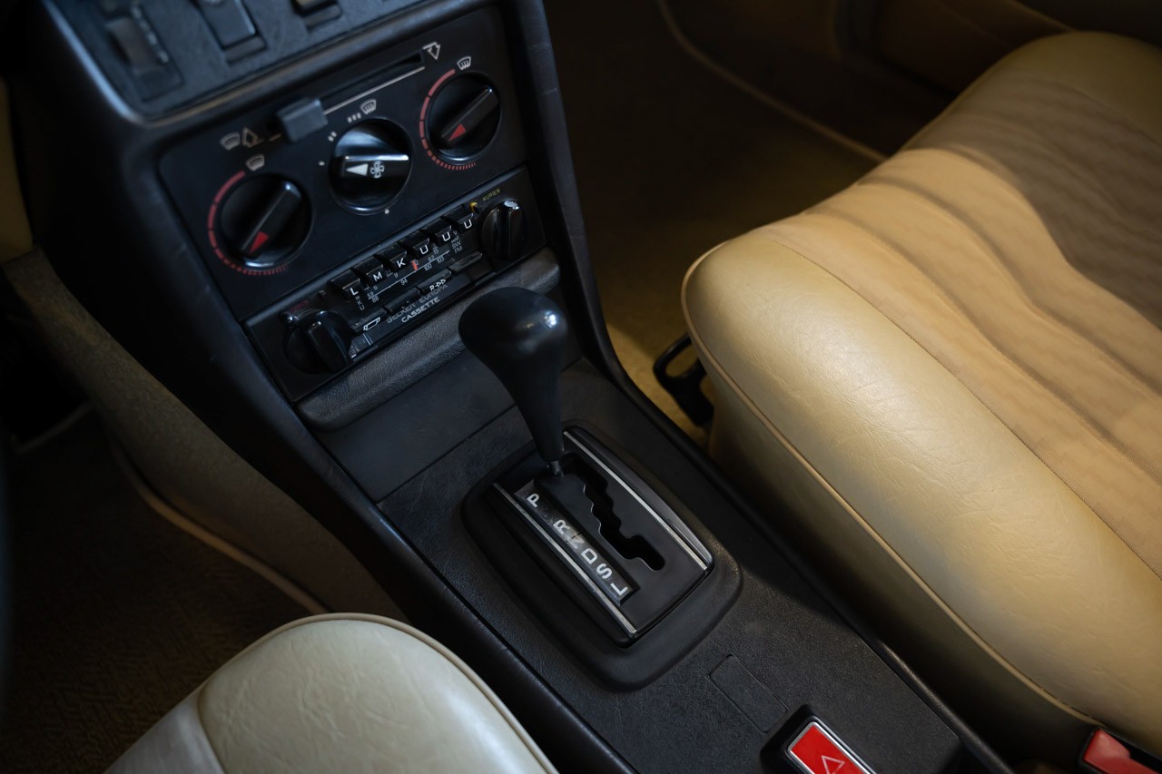 MERCEDES-BENZ 280 E Automatic-image-23