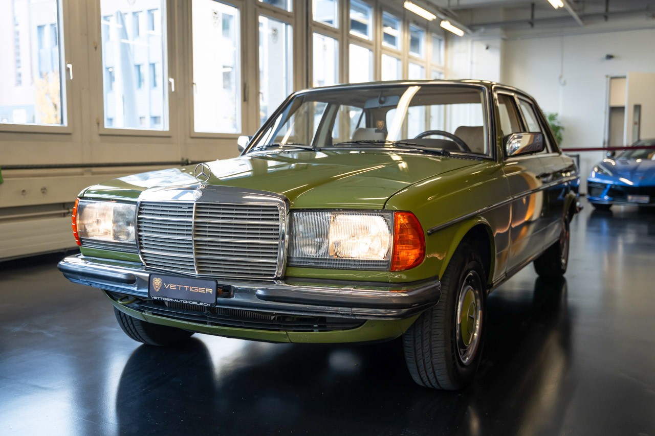 MERCEDES-BENZ 280 E Automatic-showroom-element-2