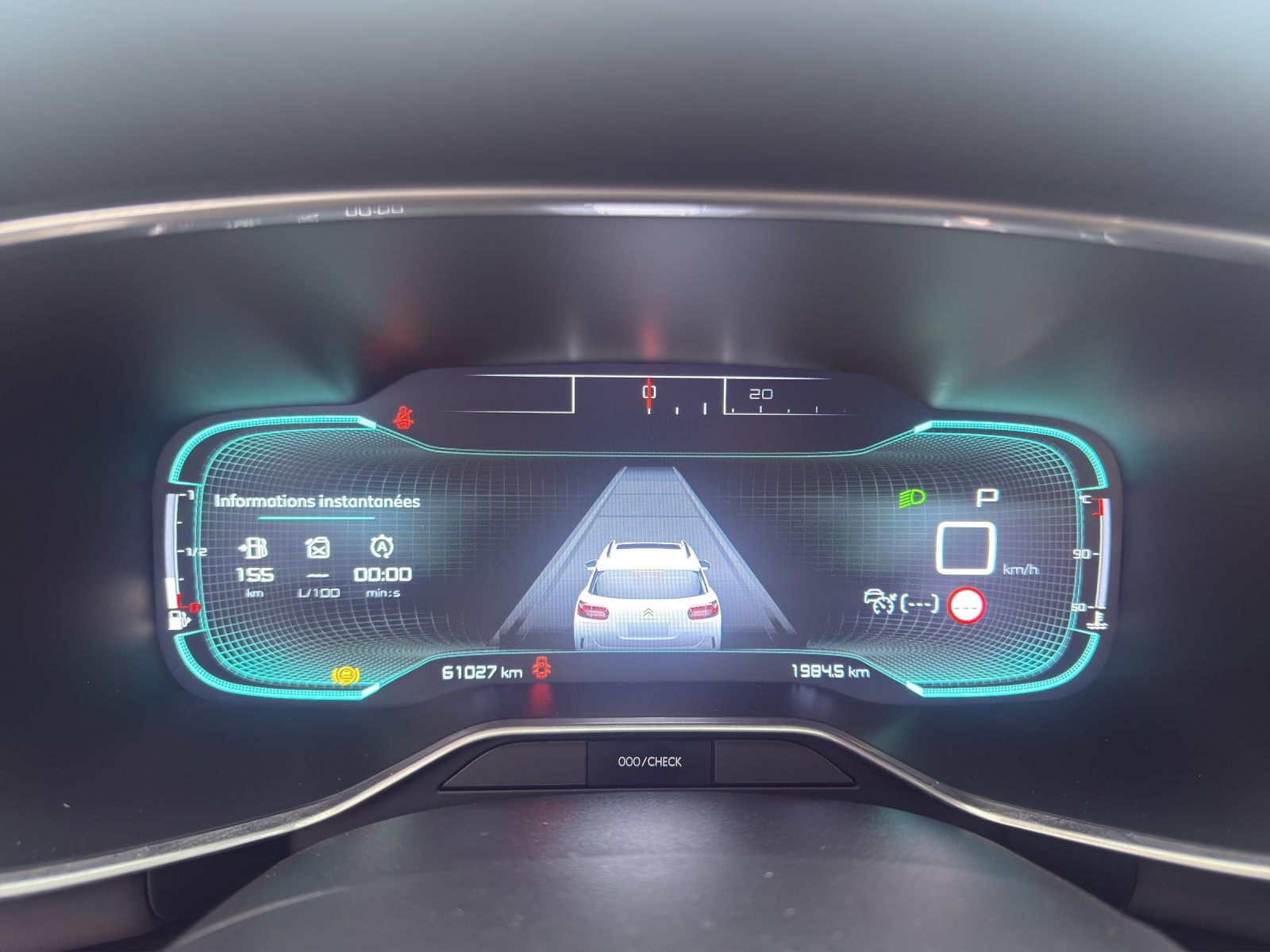 CITROEN C5 Aircross 1.6i PureTech SHINE EAT8-image-10