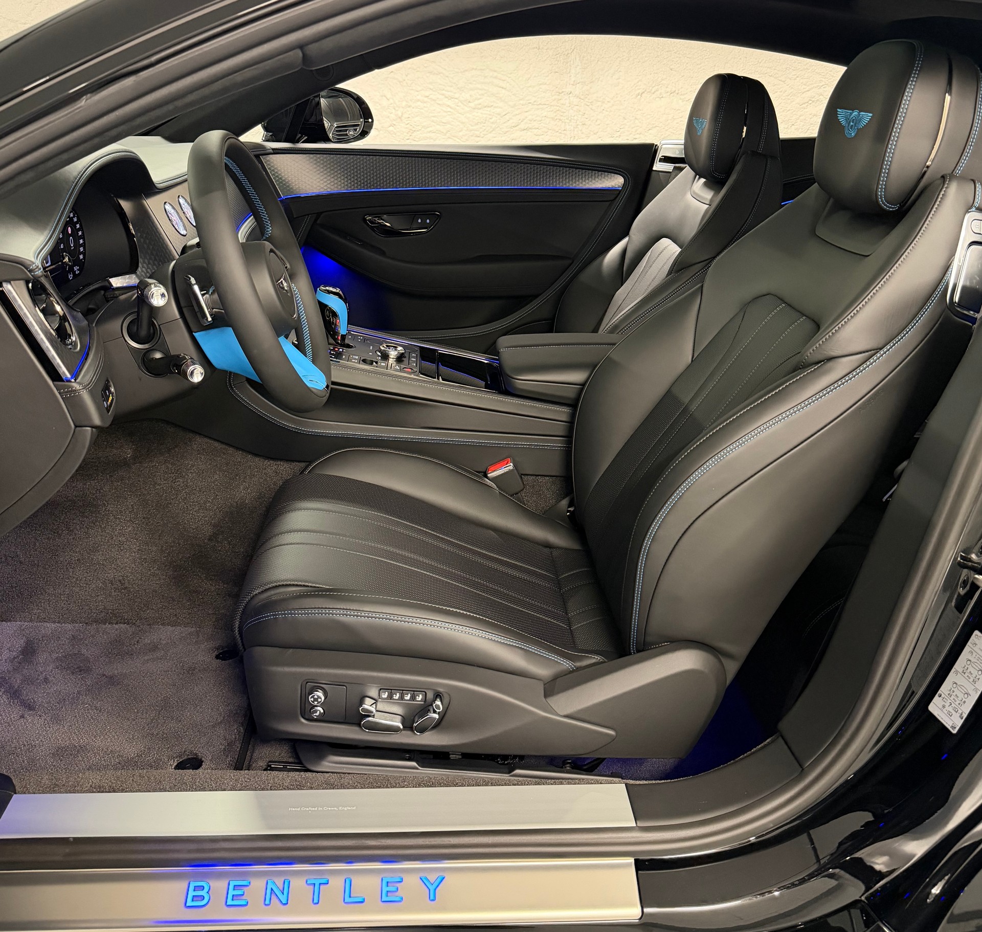 BENTLEY Continental GT 4.0 V8 PHEV Black Crystal-image-8