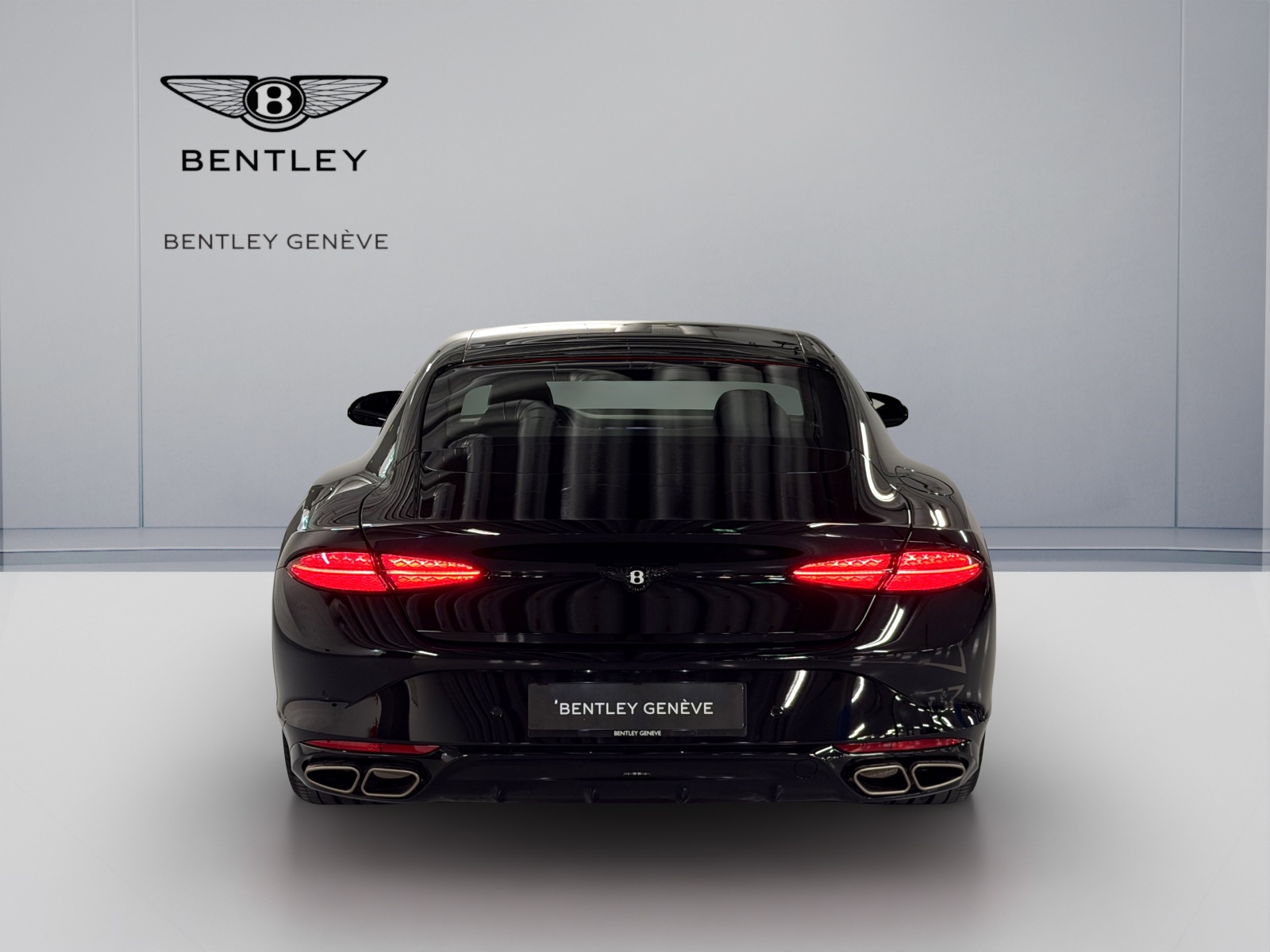 BENTLEY Continental GT 4.0 V8 PHEV Black Crystal-image-4
