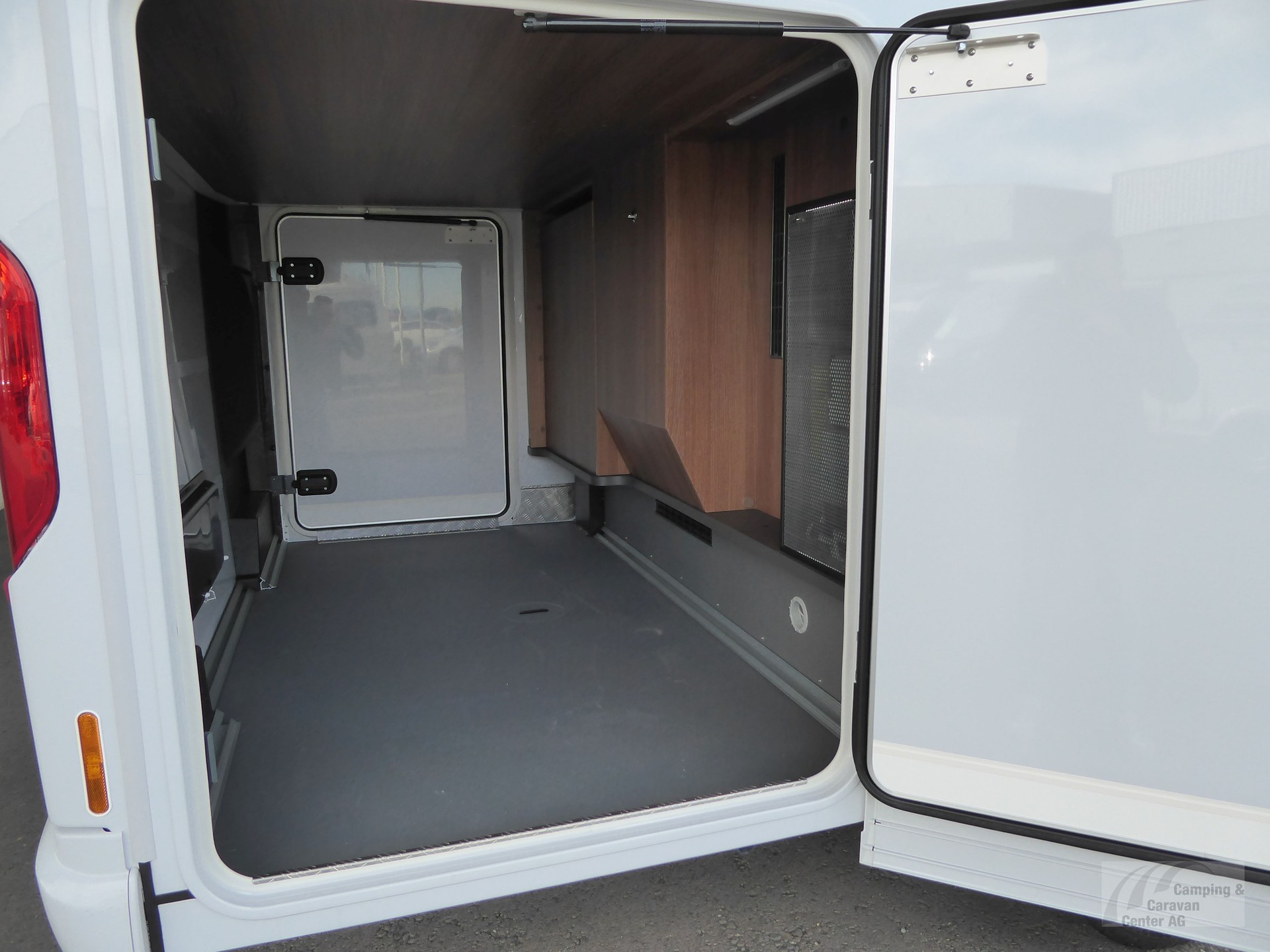 CARTHAGO C1-tourer T 143 KB-LE comfort 4.2t-image-13