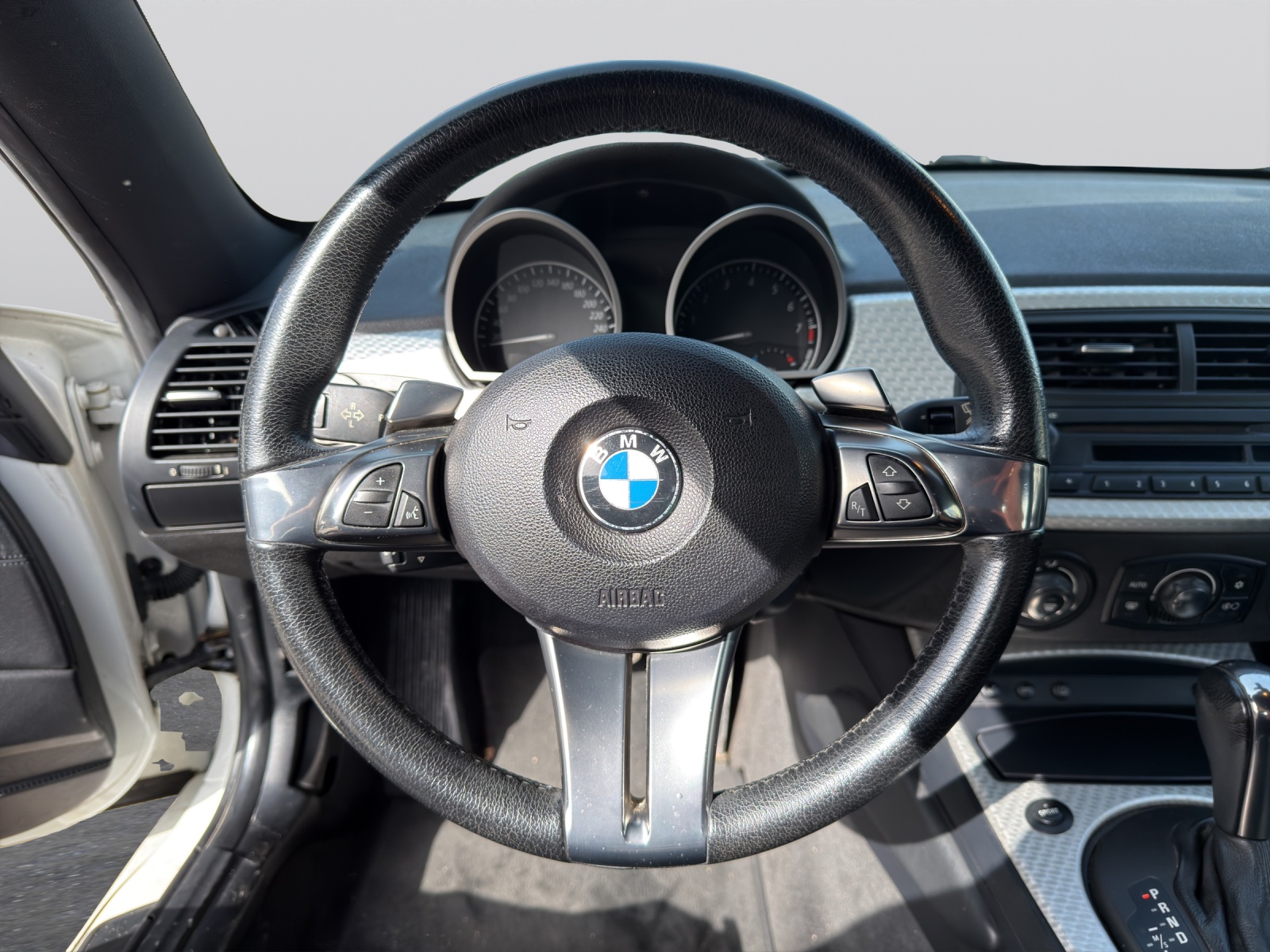 BMW Z4 3.0si Coupé-showroom-element-3