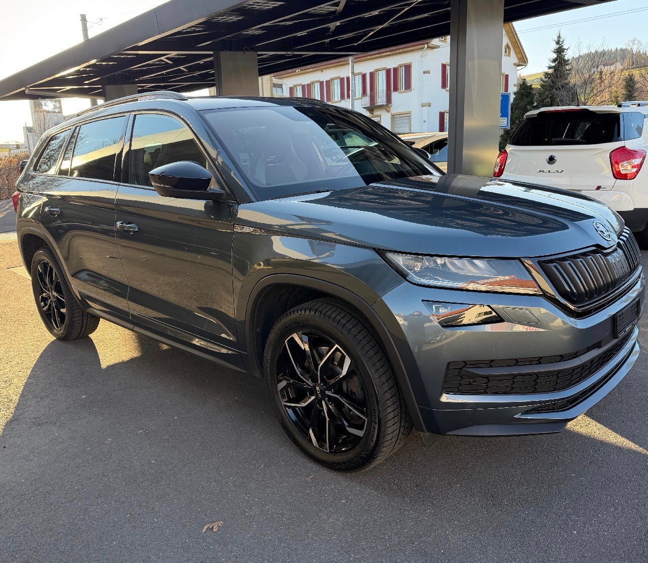 SKODA Kodiaq 2.0 TSI 4x4 Sport Line 7pl.-image-2