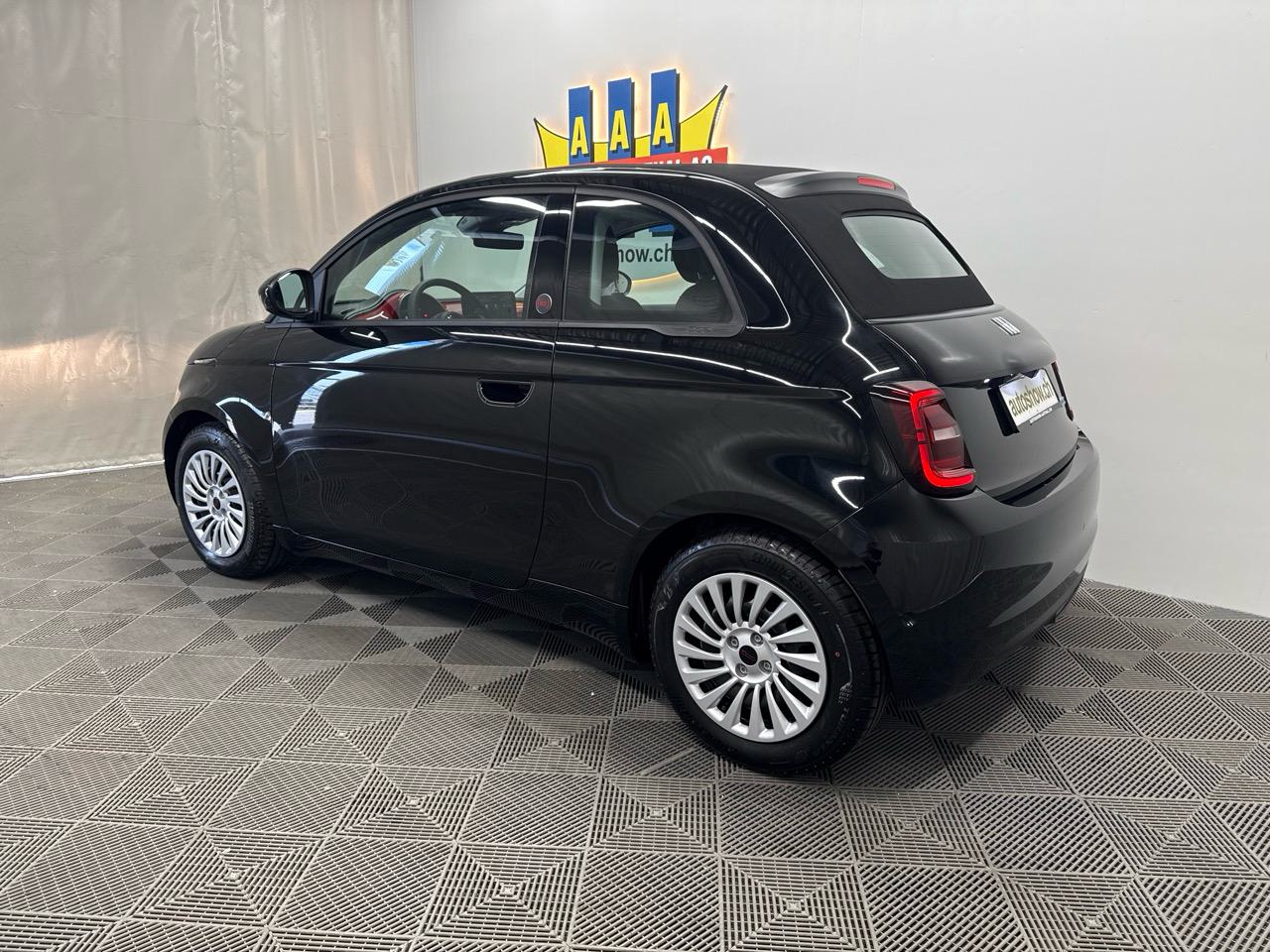 FIAT 500 C electric 87 kW Red-showroom-element-1