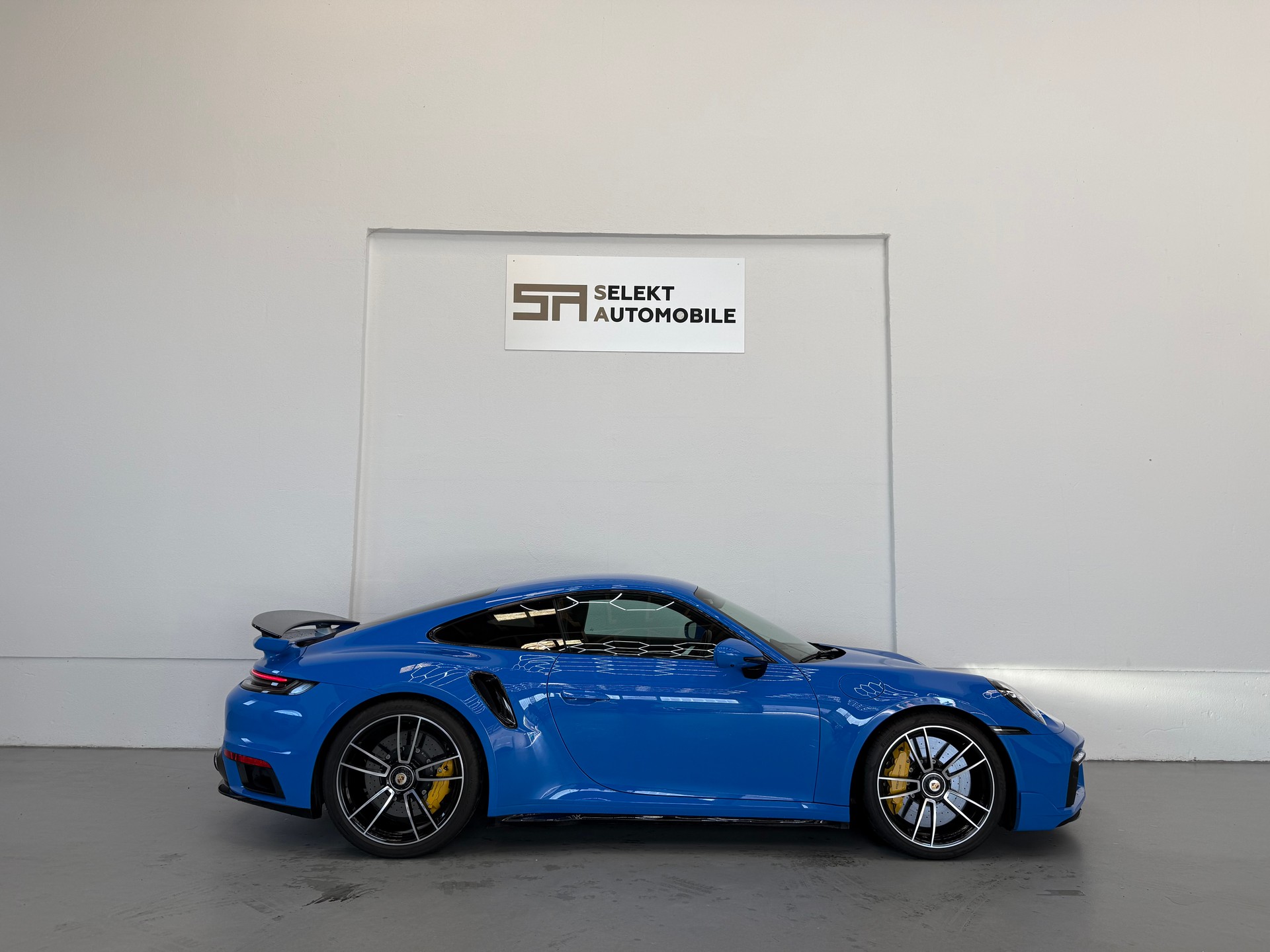 PORSCHE 911 Turbo S PDK | Shark blue | Aero Paket | Porsche Approved-image-6