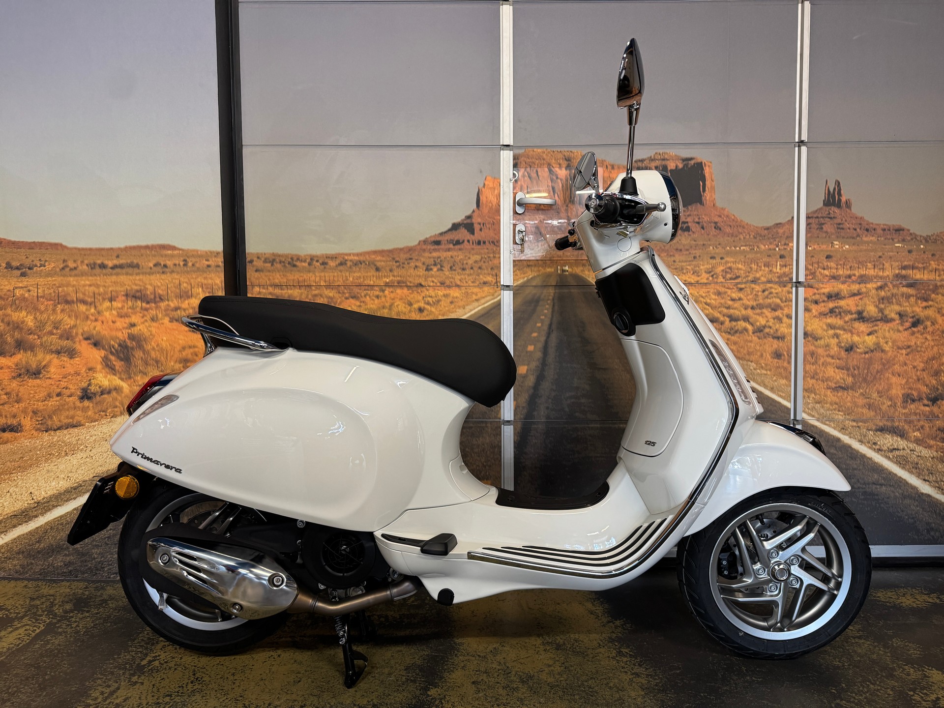 PIAGGIO Vespa 125 Primavera ABS-image-0