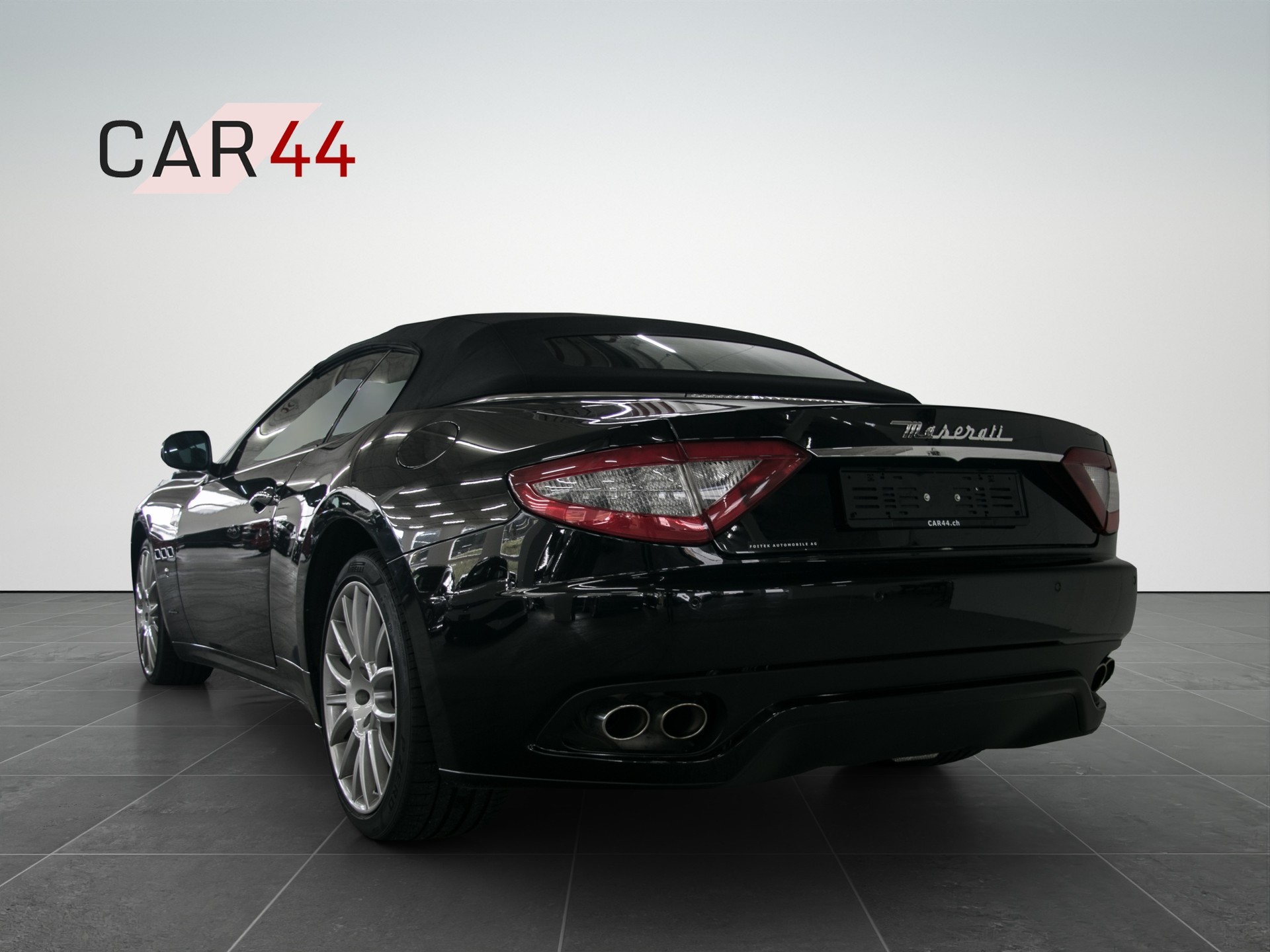MASERATI GranCabrio Automatica-showroom-element-2