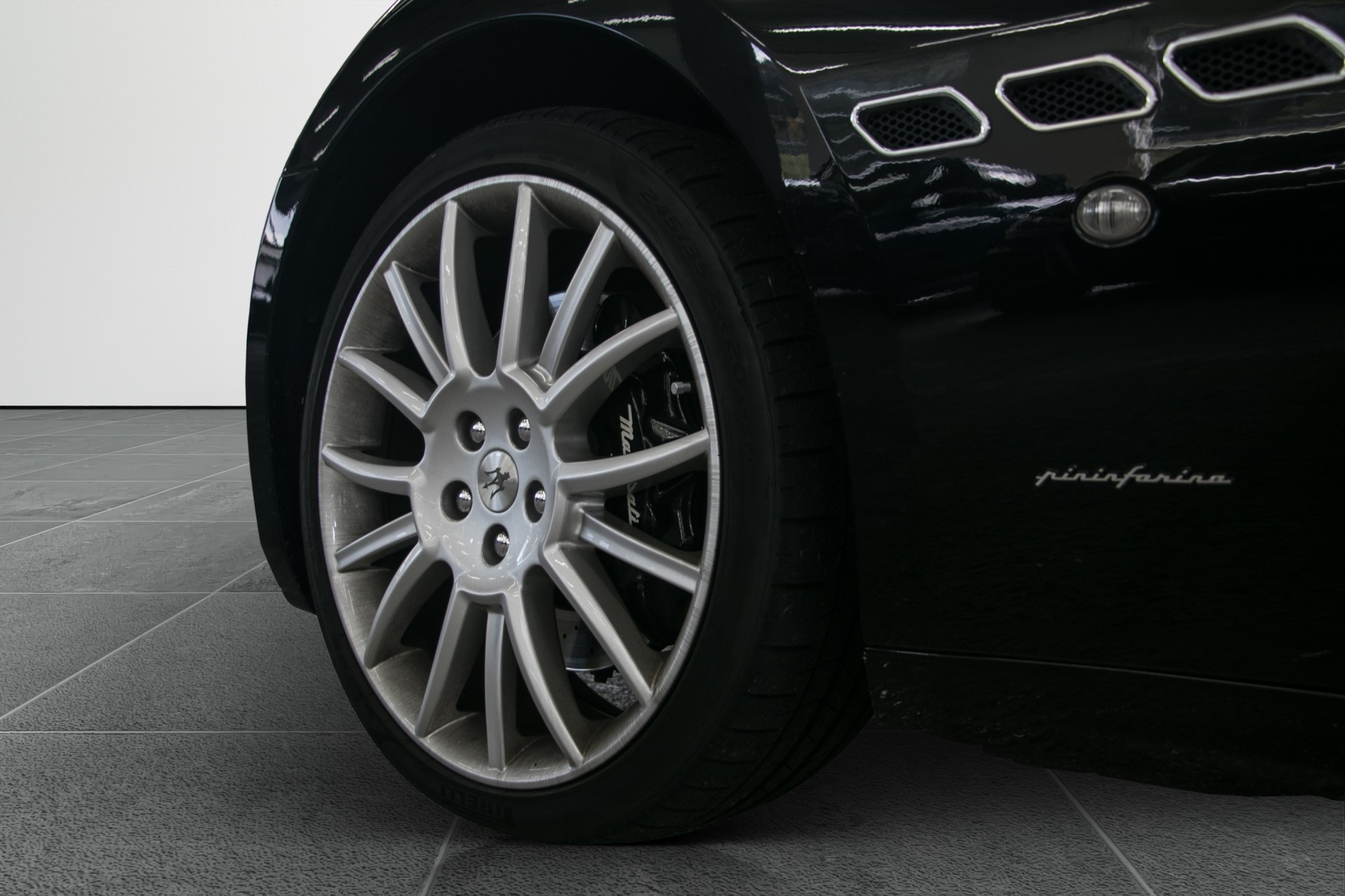 MASERATI GranCabrio Automatica-image-13