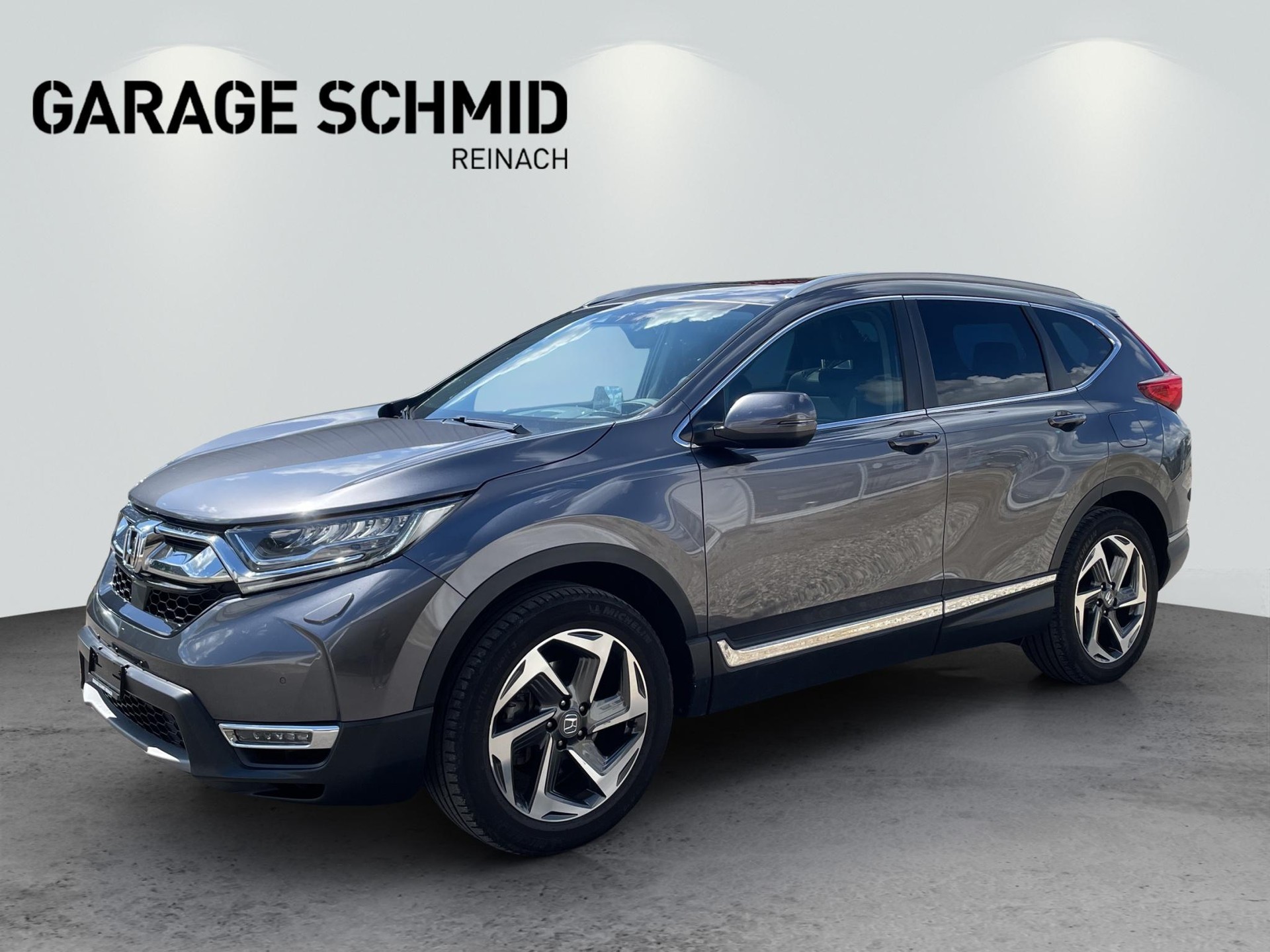 HONDA CR-V 1.5 i-VTEC Executive 4WD-image-2
