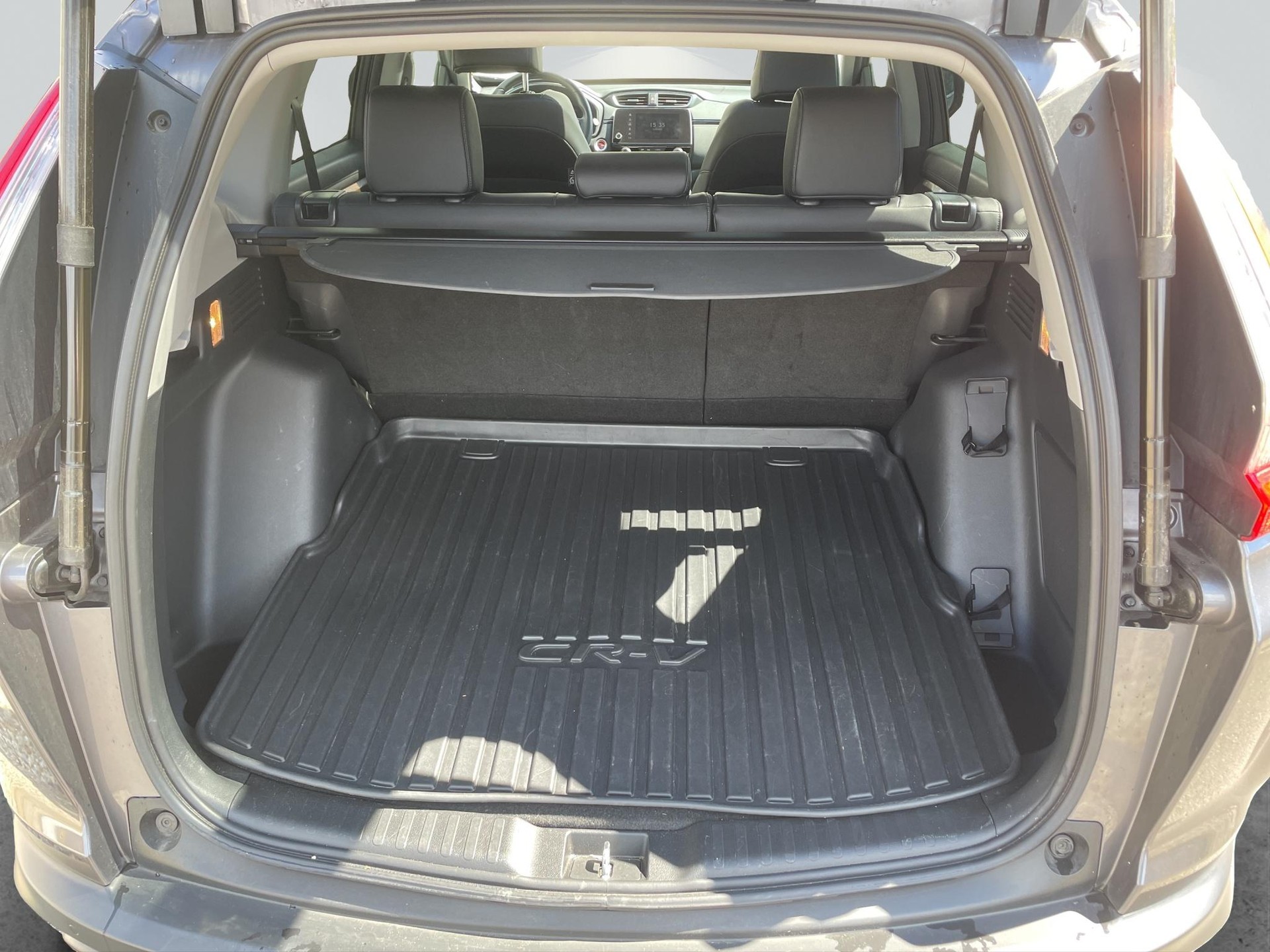 HONDA CR-V 1.5 i-VTEC Executive 4WD-image-13