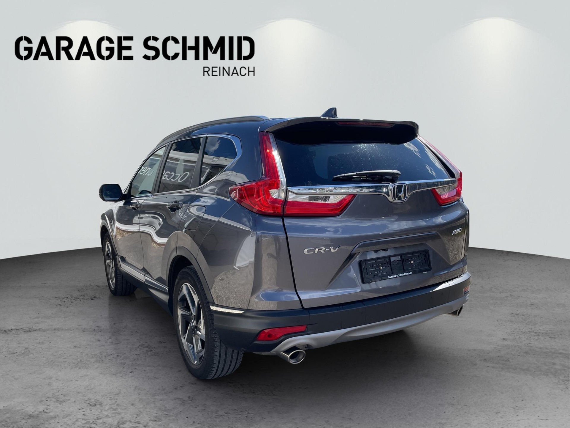 HONDA CR-V 1.5 i-VTEC Executive 4WD-image-4