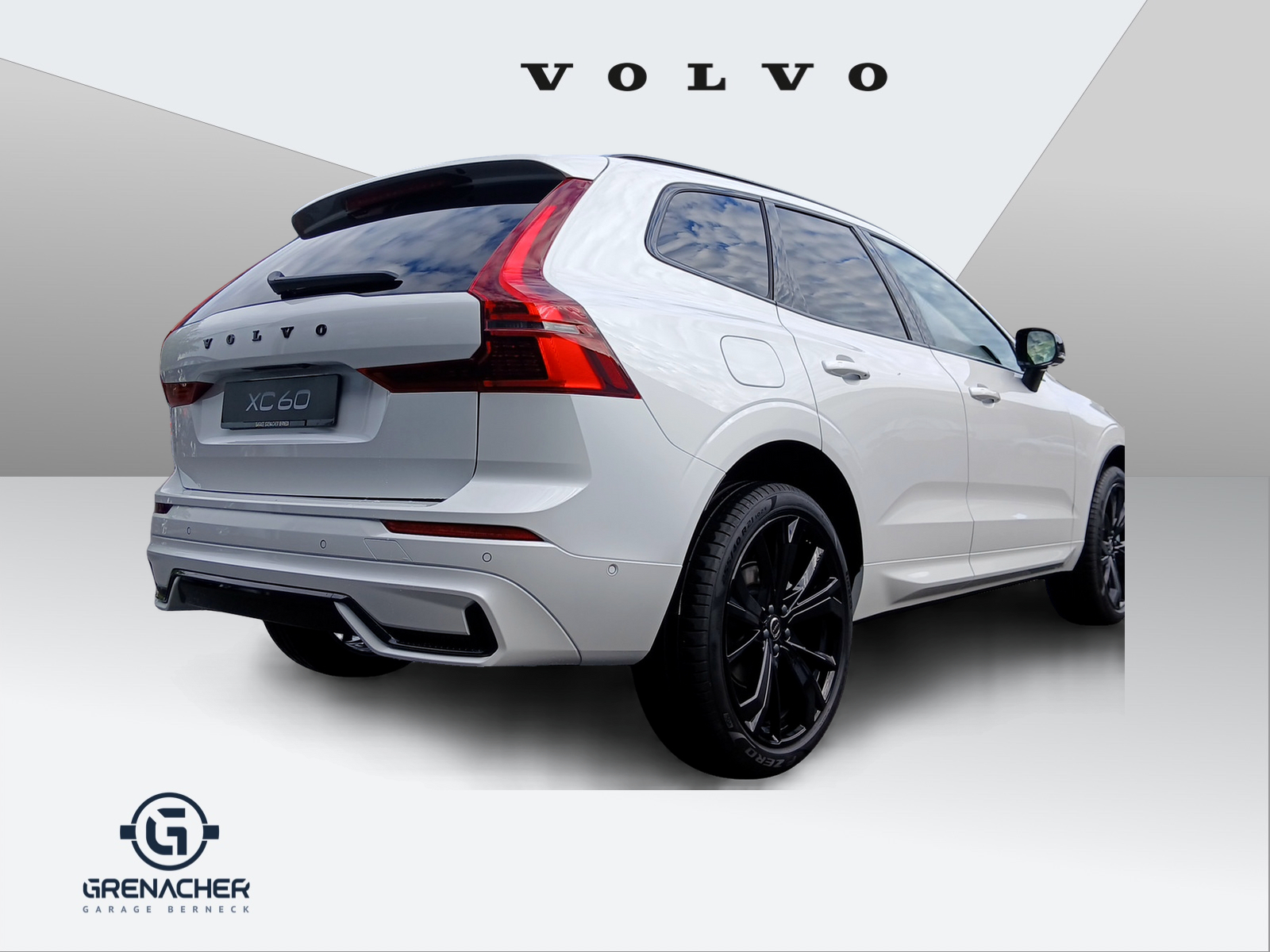 VOLVO XC60 2.0 B5 MH Black Edition AWD-image-5