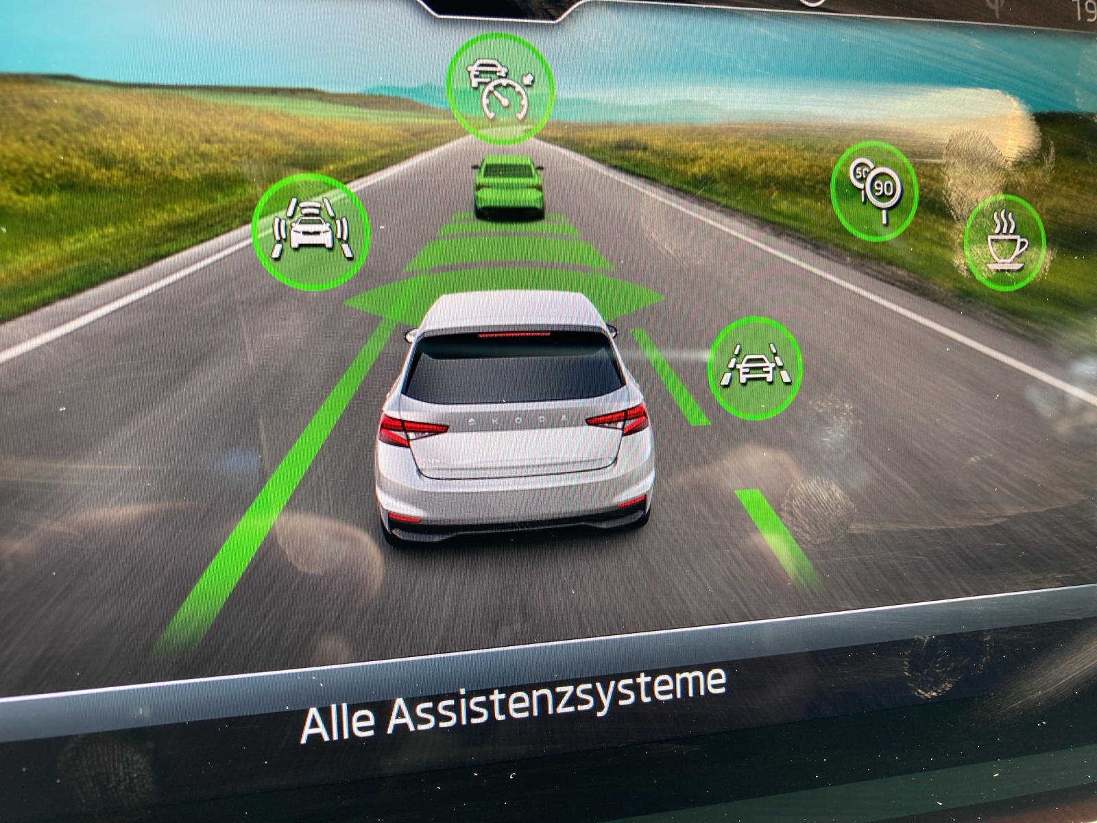 SKODA Fabia 1.0 TSI Ambition-image-13