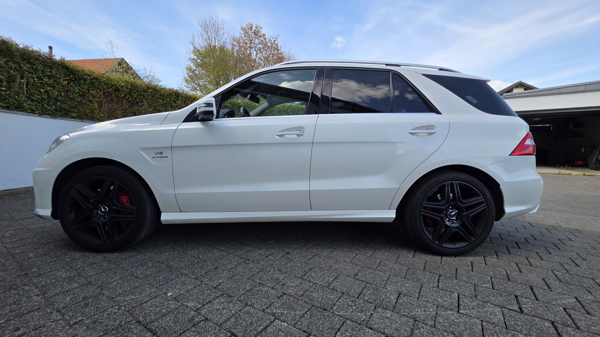 MERCEDES-BENZ ML 63 V8 AMG-image-8