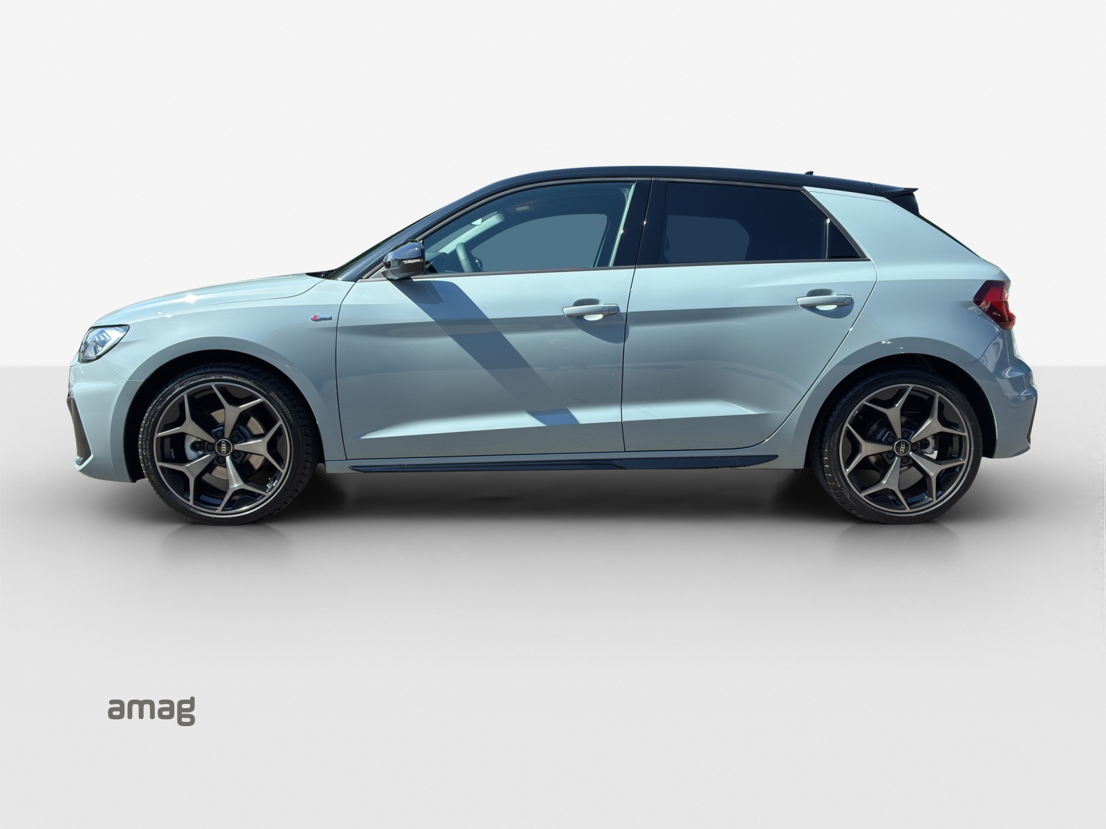 AUDI A1 Sportback 30 TFSI S Line Attraction S-tronic-image-1