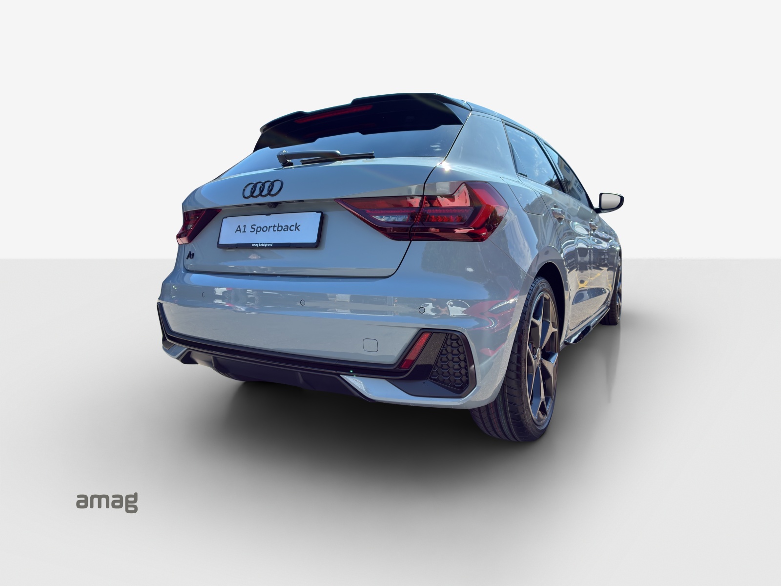 AUDI A1 Sportback 30 TFSI S Line Attraction S-tronic-image-4