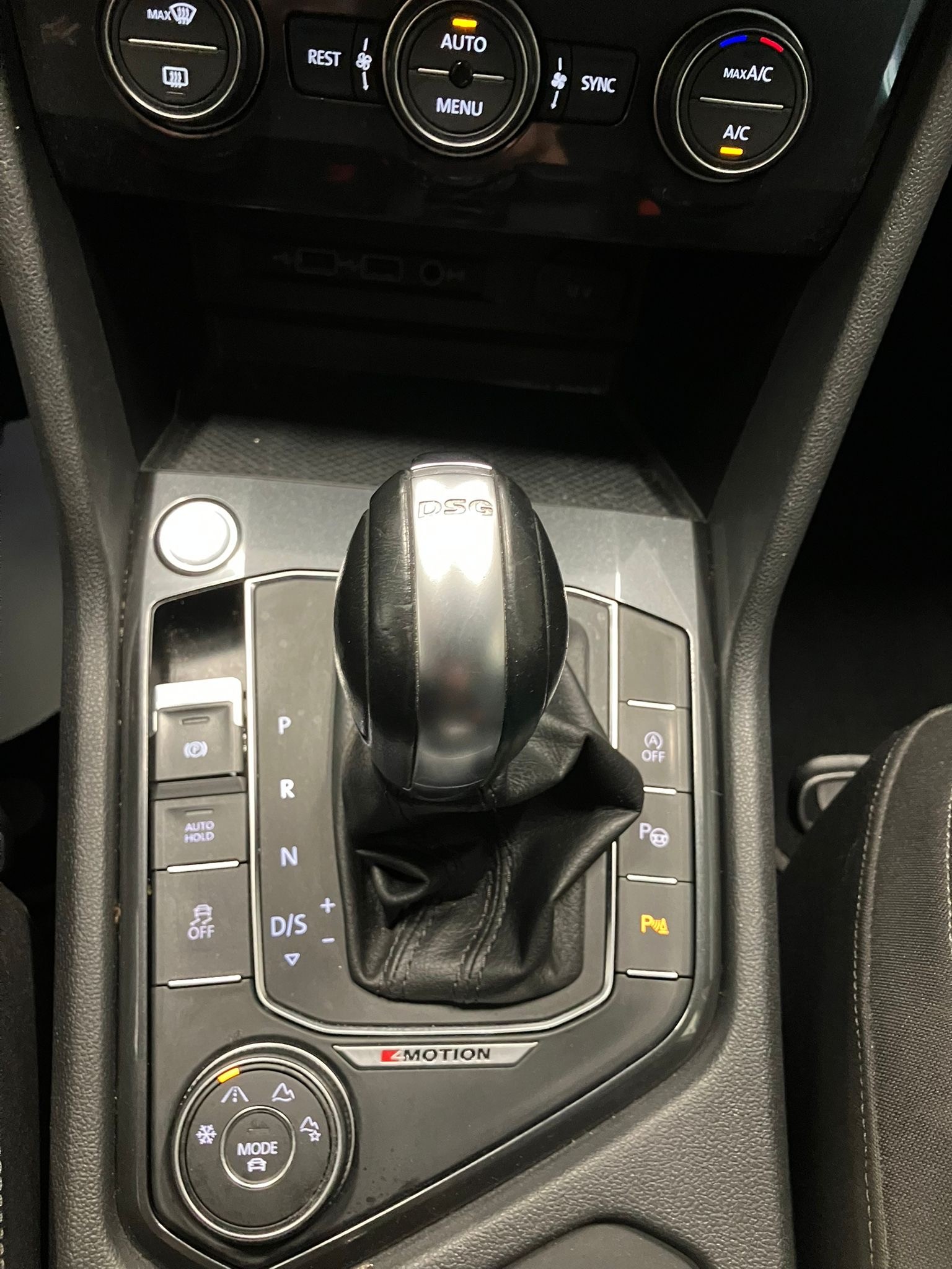 VW Tiguan Allspace 2.0 TDI SCR Comfortline 4MotionDSG-image-30