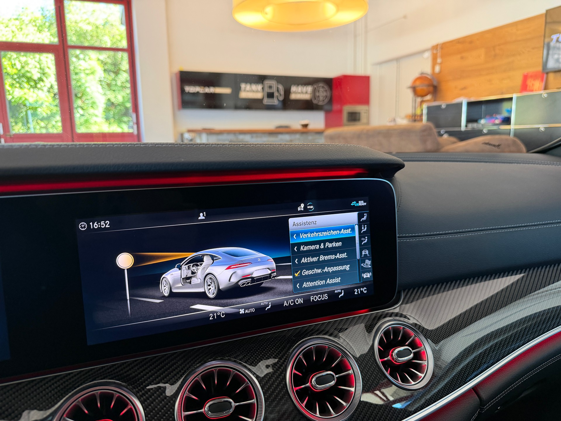 MERCEDES-BENZ AMG GT 4 63 S 4Matic+ Speedshift MCT-image-29