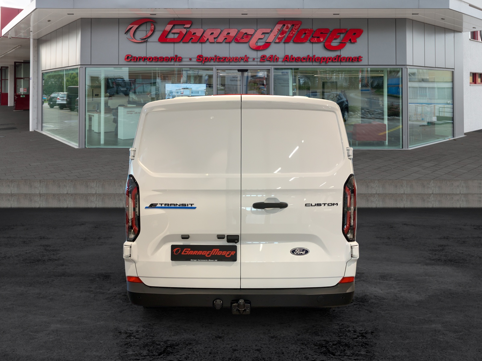 FORD E-Transit C Van 320 L1 Trend-image-3
