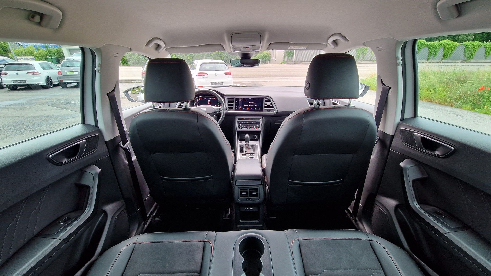 SEAT Ateca 2.0 TDI CR Hola FR DSG 4Drive-image-12