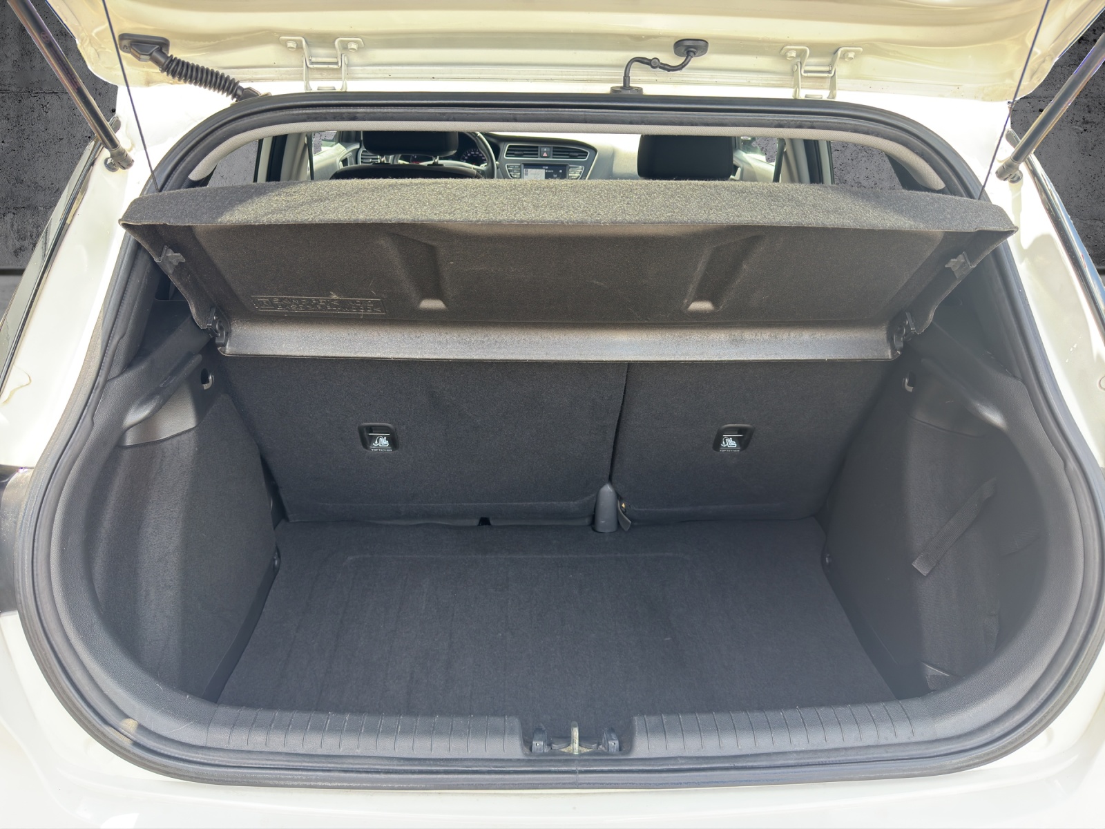 HYUNDAI i20 1.0 T-GDi Amplia DCT-image-8