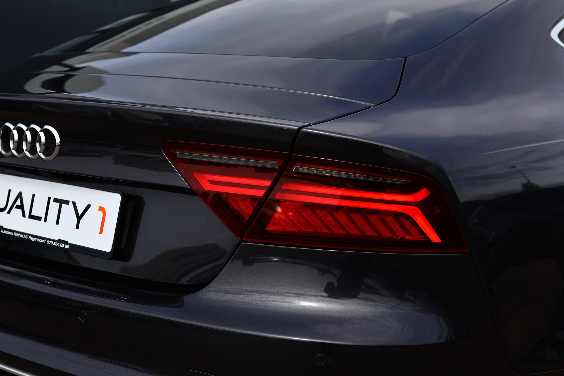 AUDI RS7 Sportback 4.0 V8 TFSI quattro T-Tronic-image-7