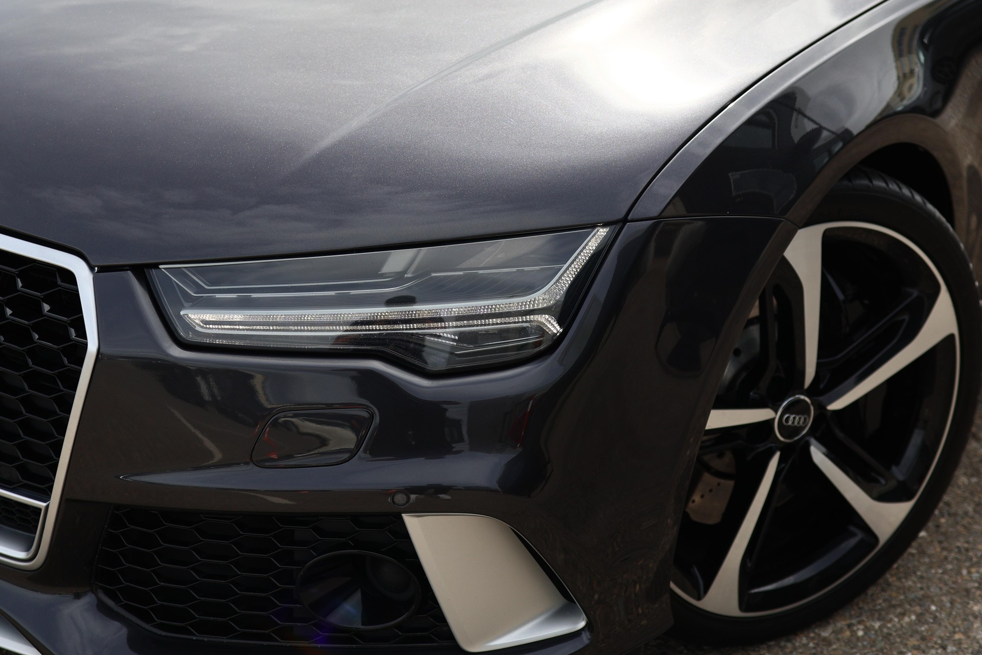 AUDI RS7 Sportback 4.0 V8 TFSI quattro T-Tronic-showroom-element-1