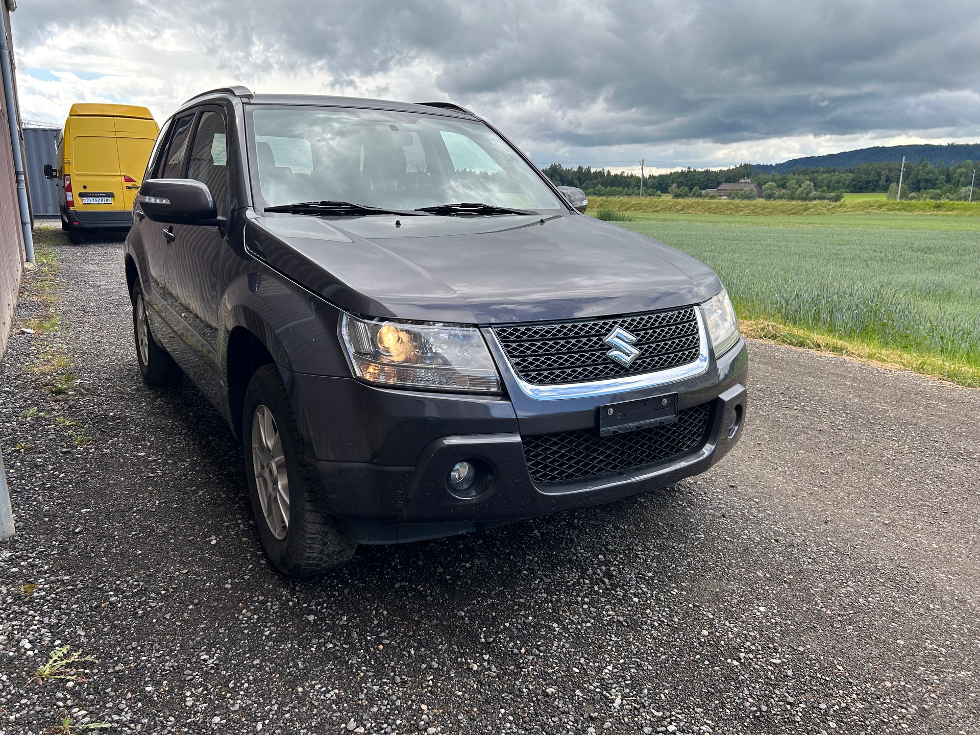 SUZUKI Grand Vitara 2.4 16V GL Top Automatic Frisch ab MFK-image-3