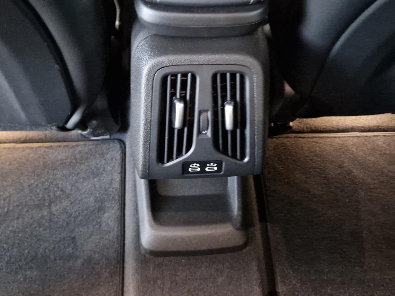 BMW X1 xDrive30e M Sport-image-16