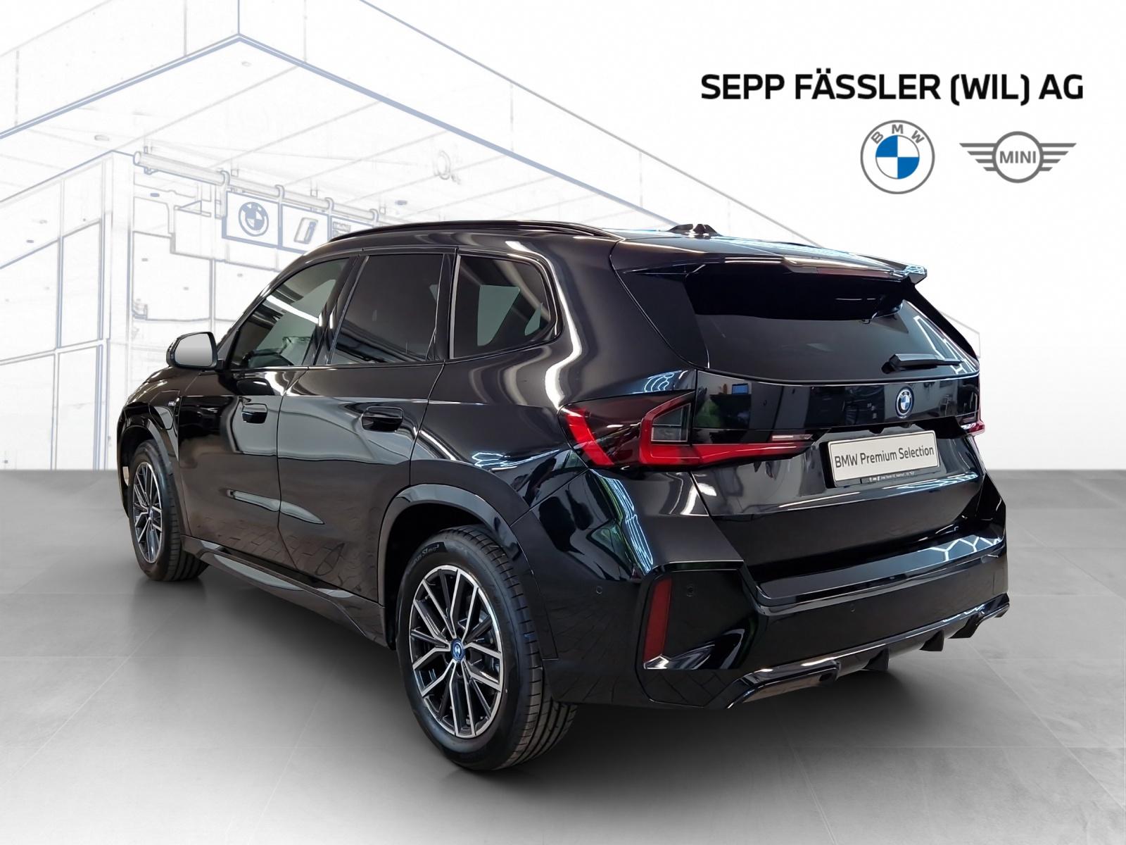 BMW X1 xDrive30e M Sport-showroom-element-3