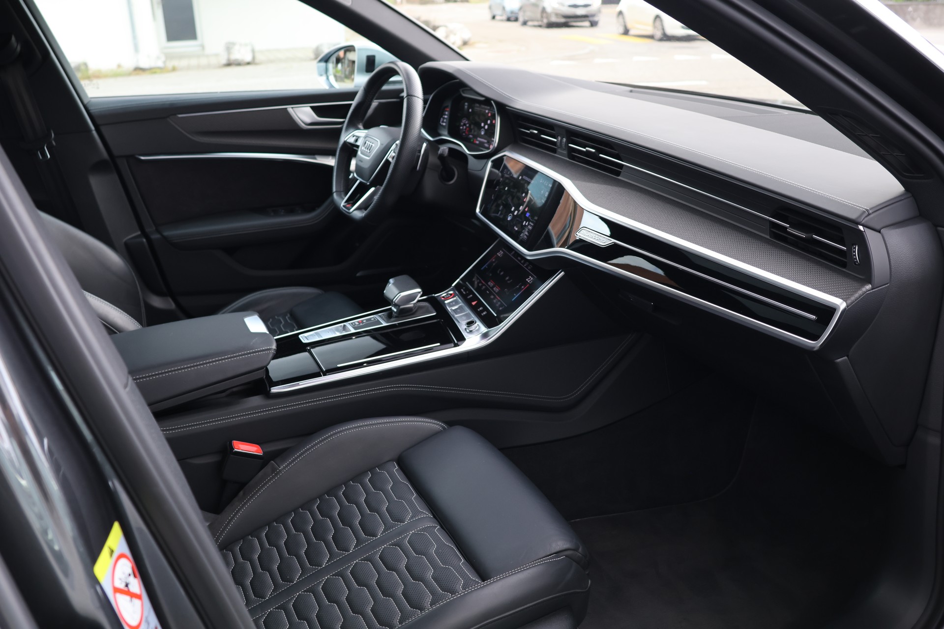 AUDI RS6 Avant 4.0 TFSI V8 quattro "VOLLAUSSTATTUNG"-image-20