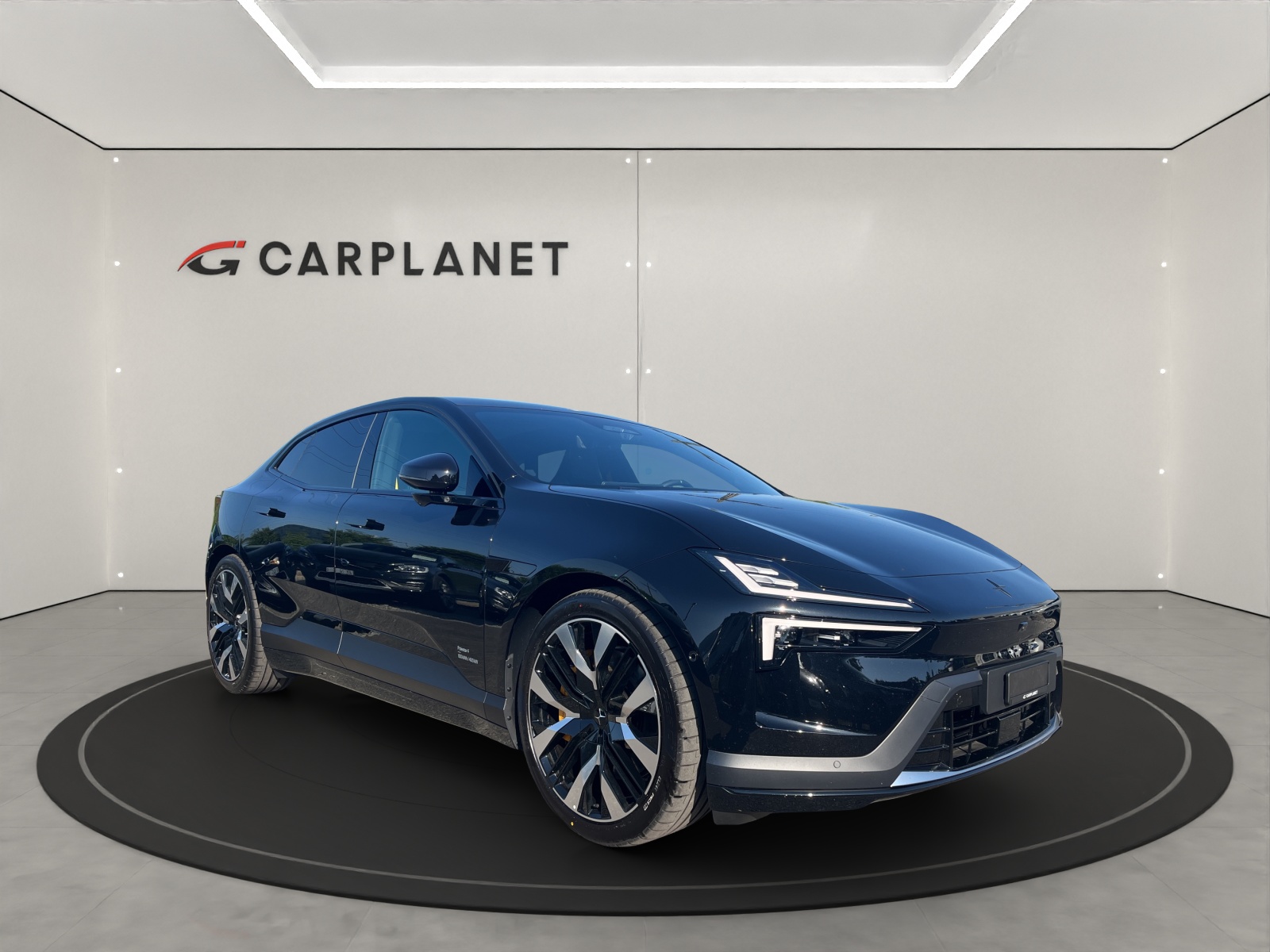 POLESTAR 4 Long Range Dual Motor-showroom-element-3