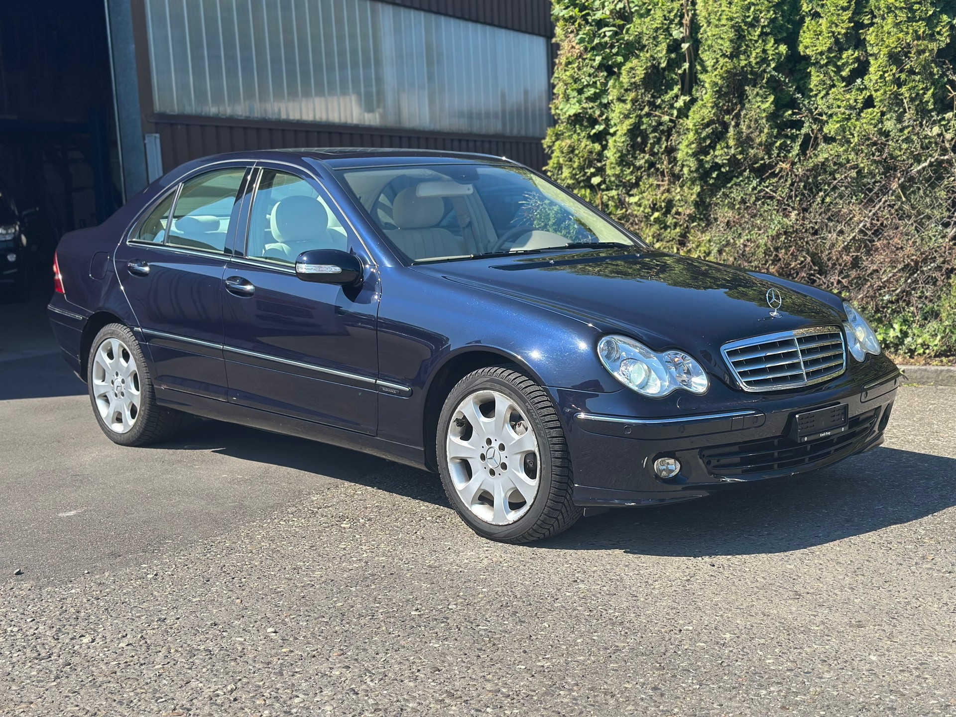 MERCEDES-BENZ C 350 Elégance 4Matic Automatic-image-1