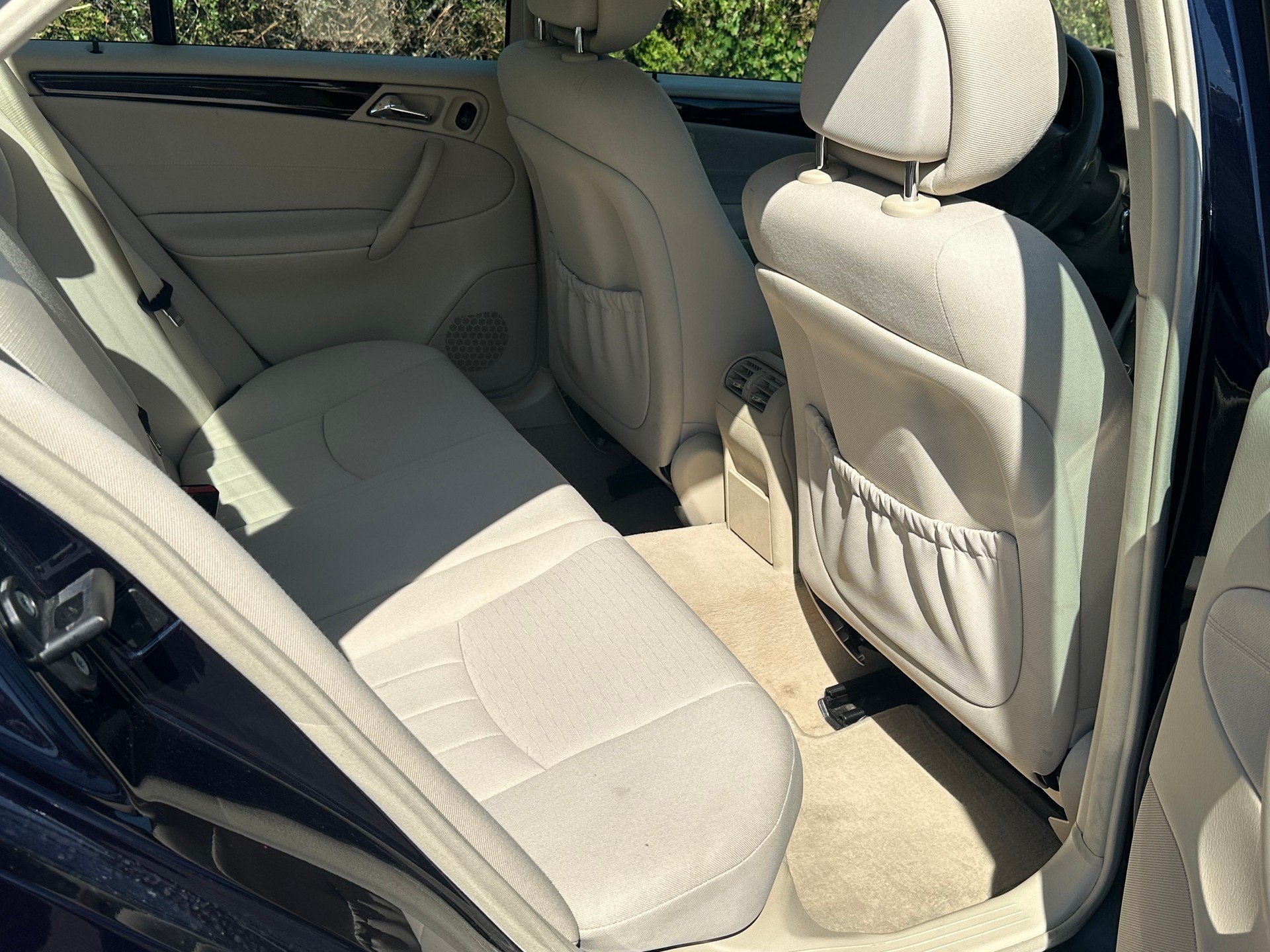 MERCEDES-BENZ C 350 Elégance 4Matic Automatic-image-13