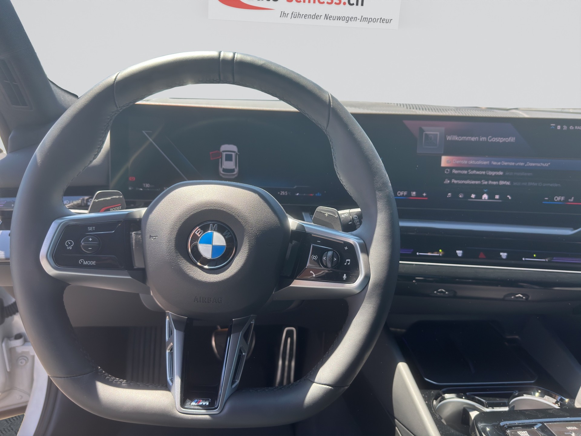 BMW 520d M Sport Pro Schadow sDrive Touring Steptronic-image-11