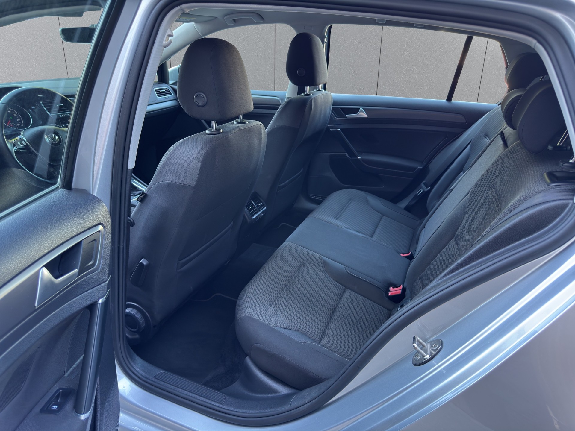 VW Golf 1.5 TSI EVO Comfortline DSG-image-10