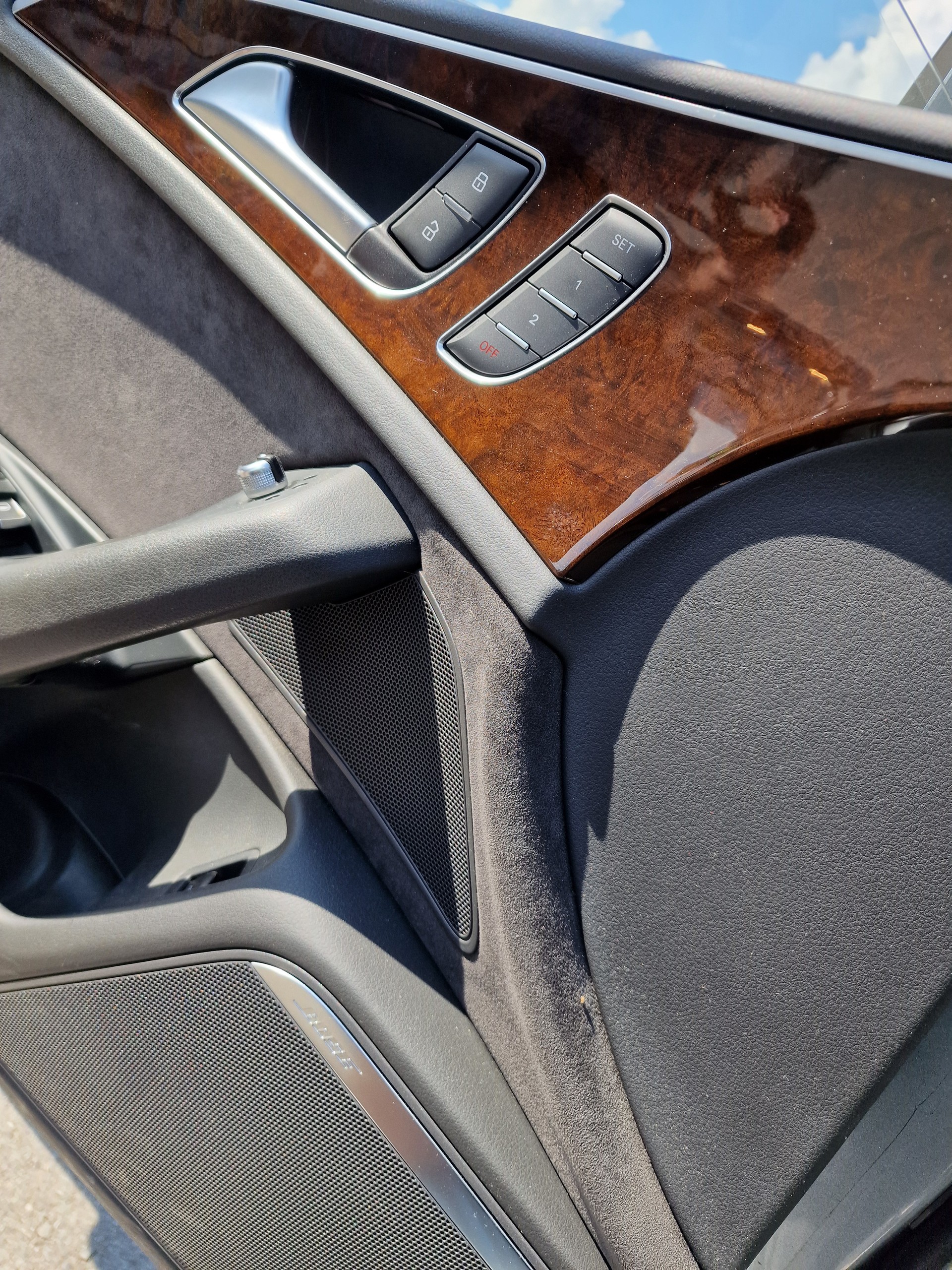 AUDI A6 Avant 3.0 BiTDI V6 quattro tiptronic-image-11