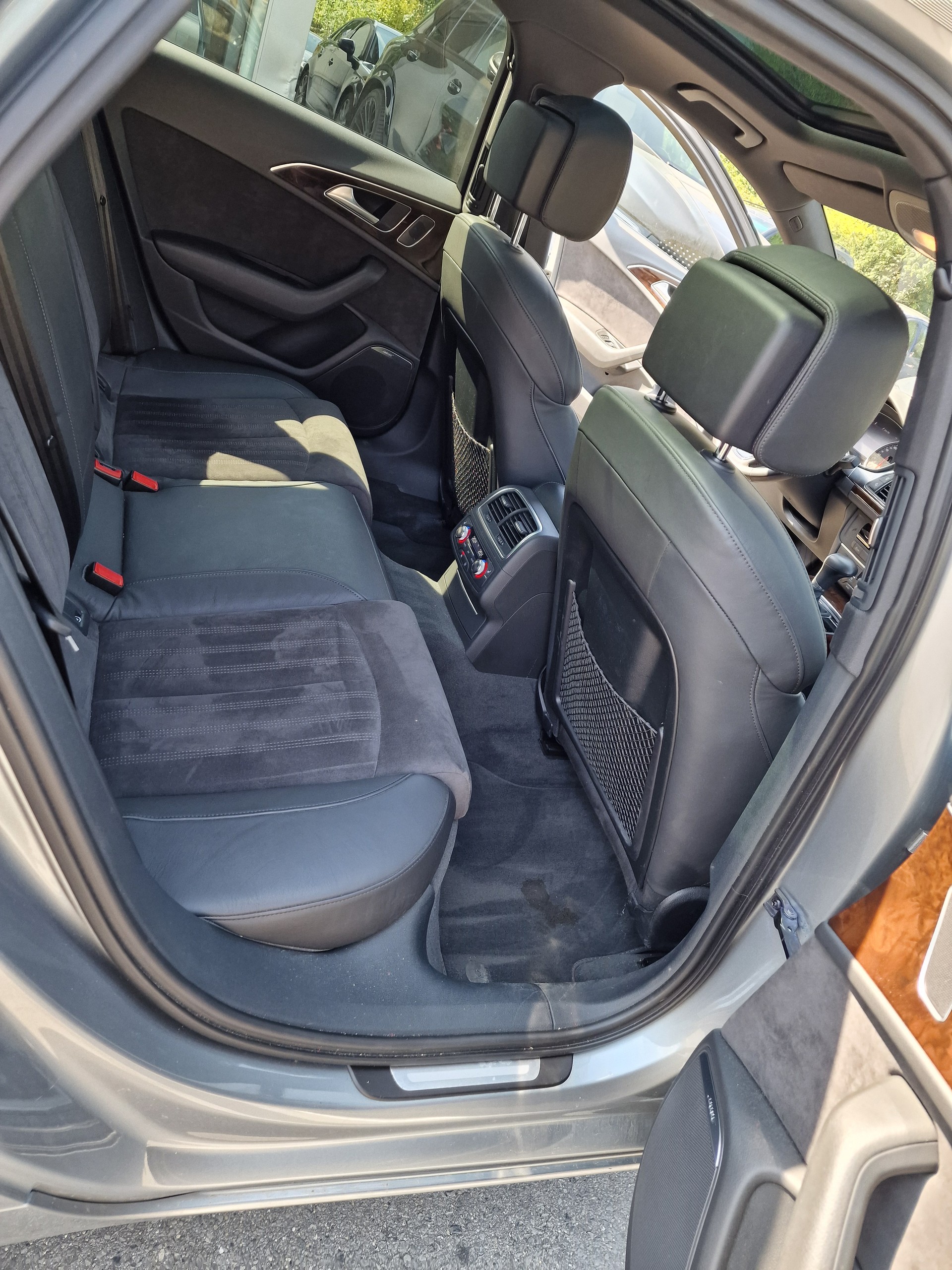AUDI A6 Avant 3.0 BiTDI V6 quattro tiptronic-image-10