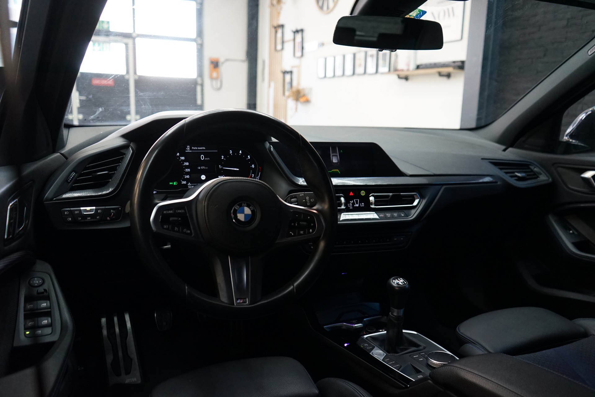 BMW 118i M Sport-image-5