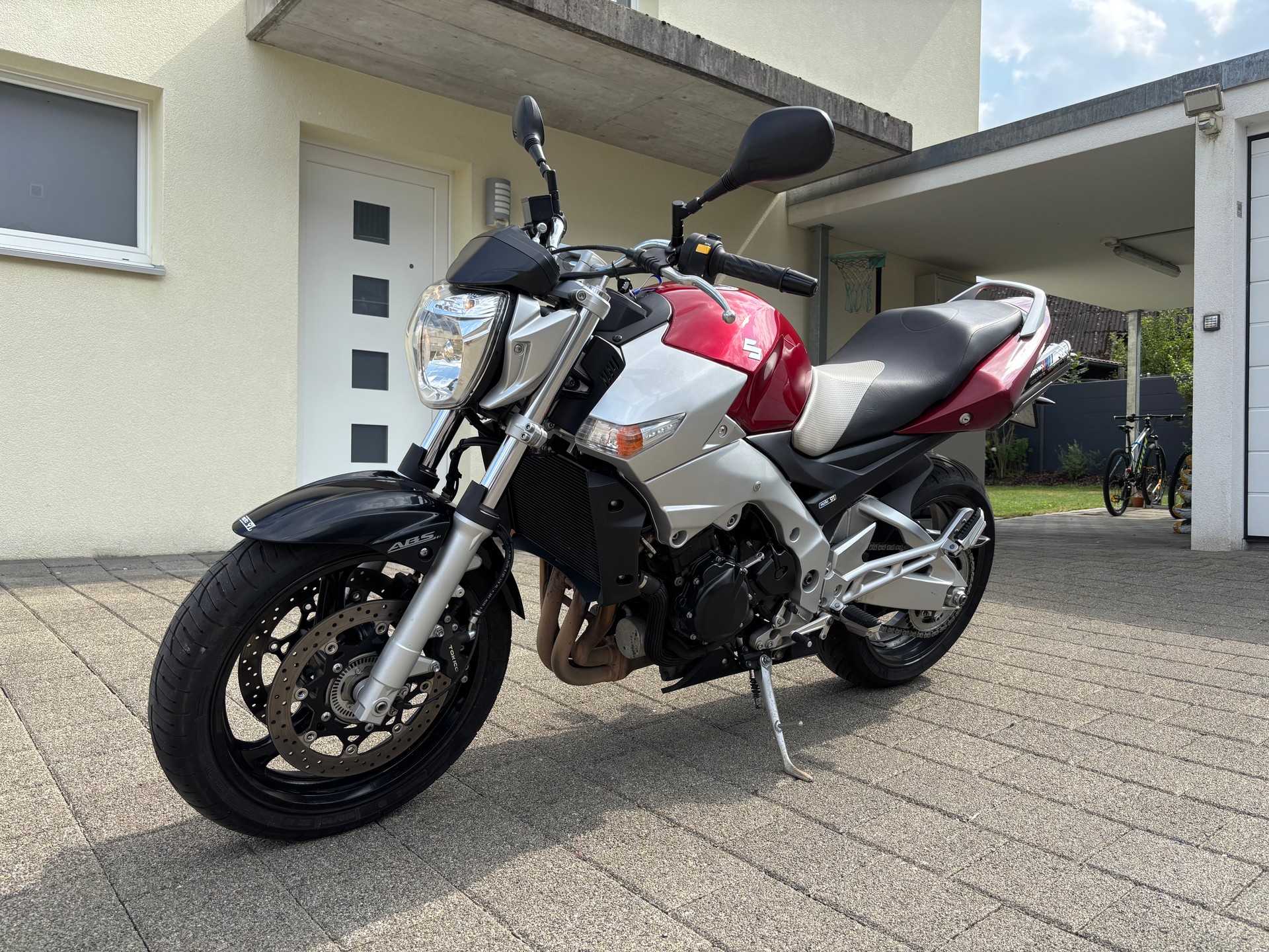 SUZUKI GSR 600 ABS K7-image-0
