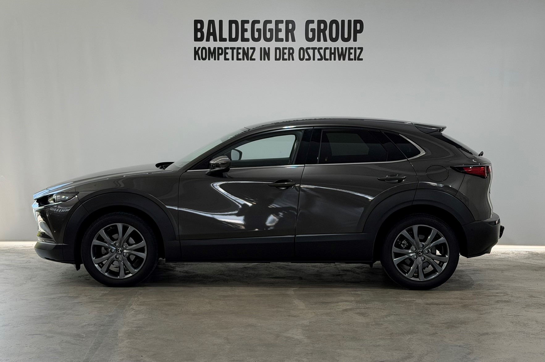 MAZDA CX-30 2.0 186 Ambition Plus AW-showroom-element-1